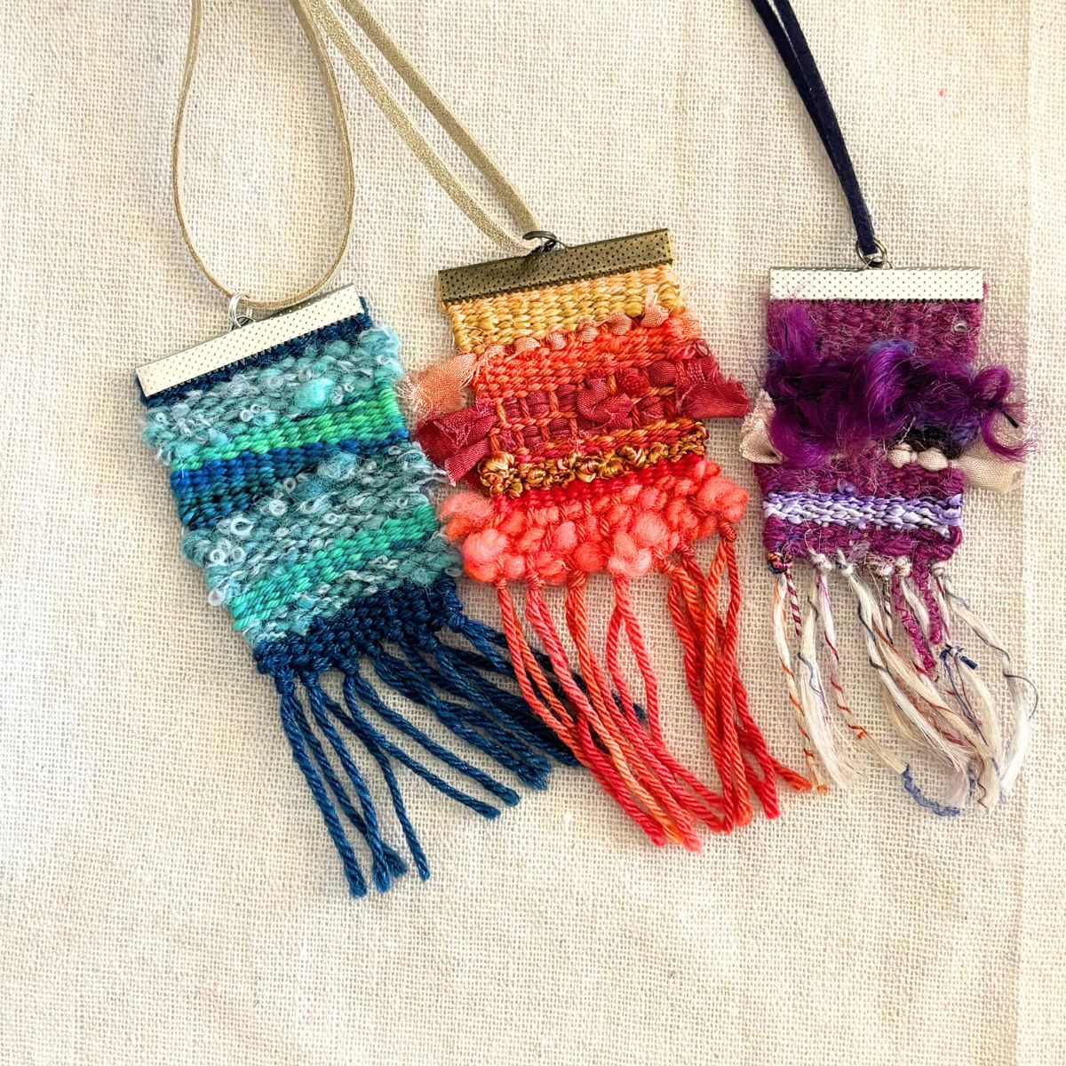 Mini Makes Weaving Kit with Loom - Gift Idea