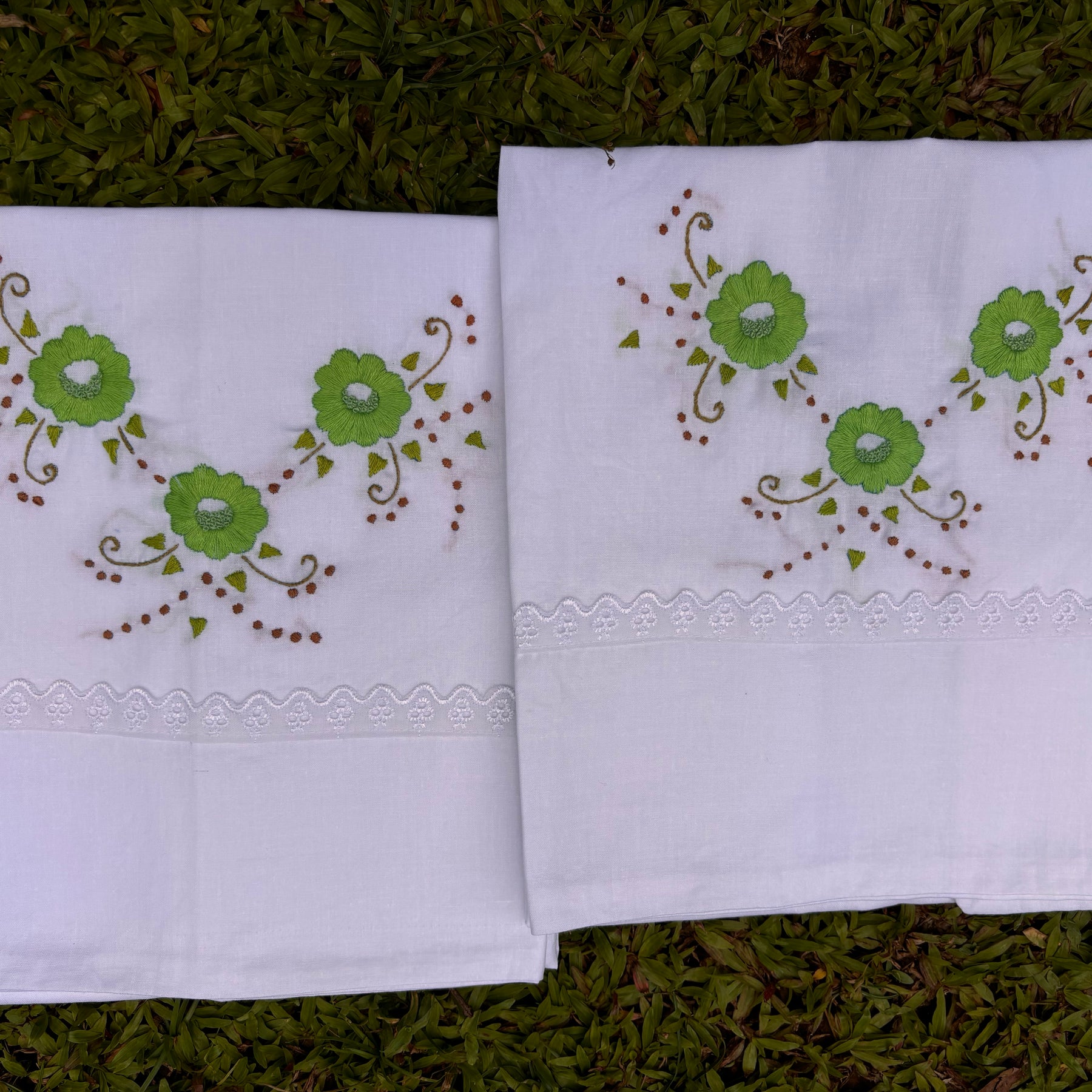 Set of 2 Hand embroidered pillows/ cushion covers