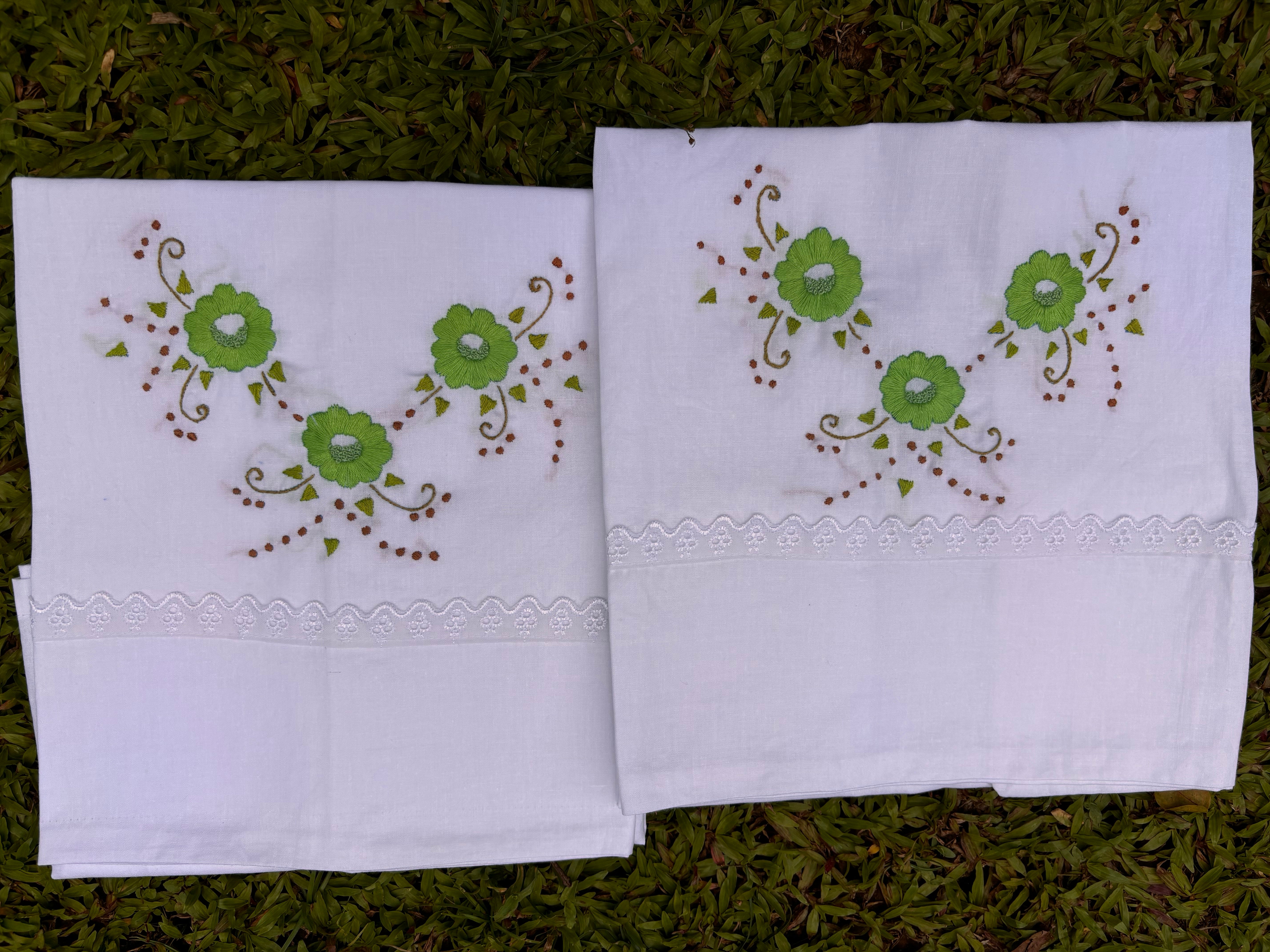 Set of 2 Hand embroidered pillows/ cushion covers