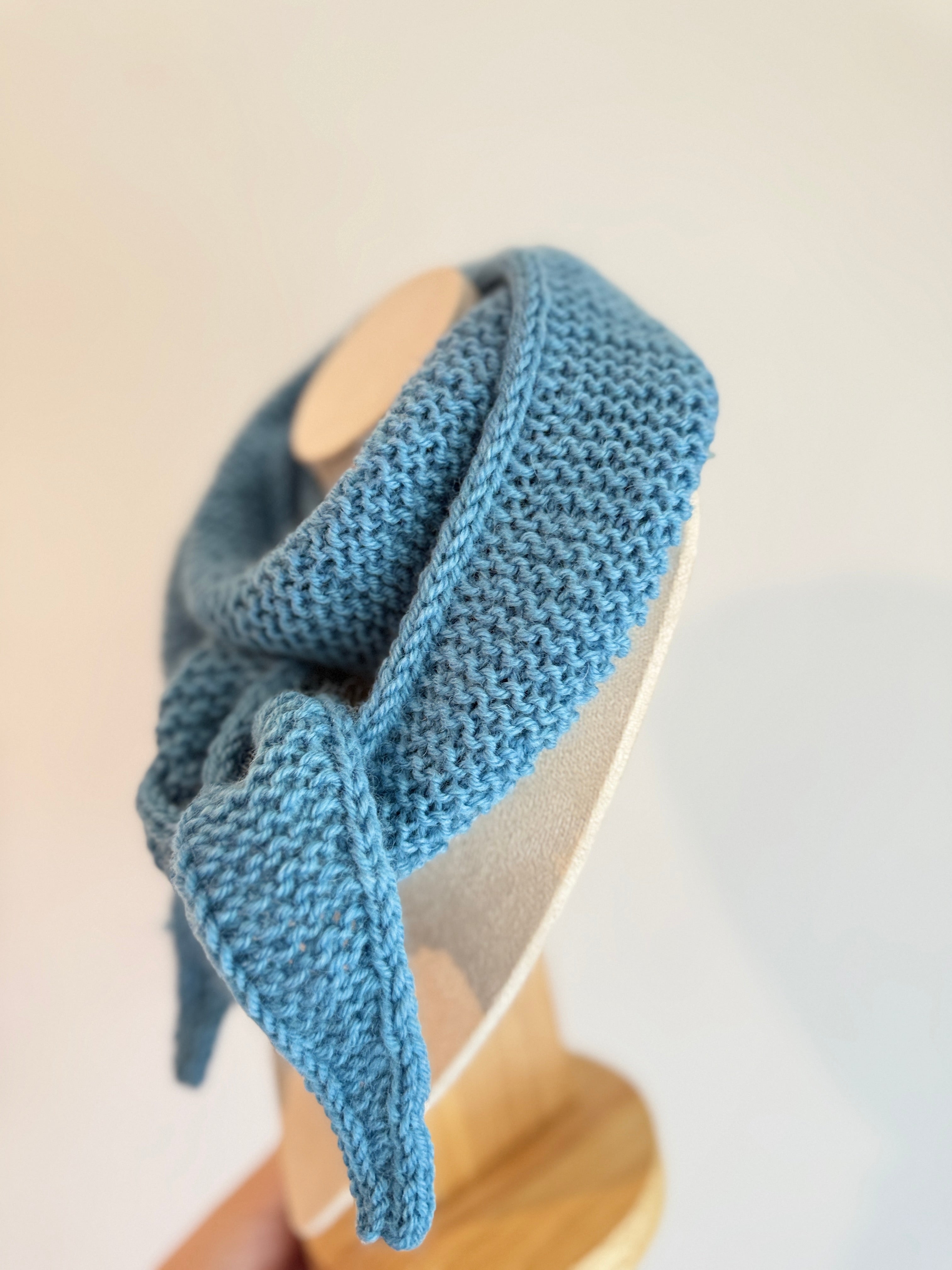 Knit sophie scarf in Light Blue