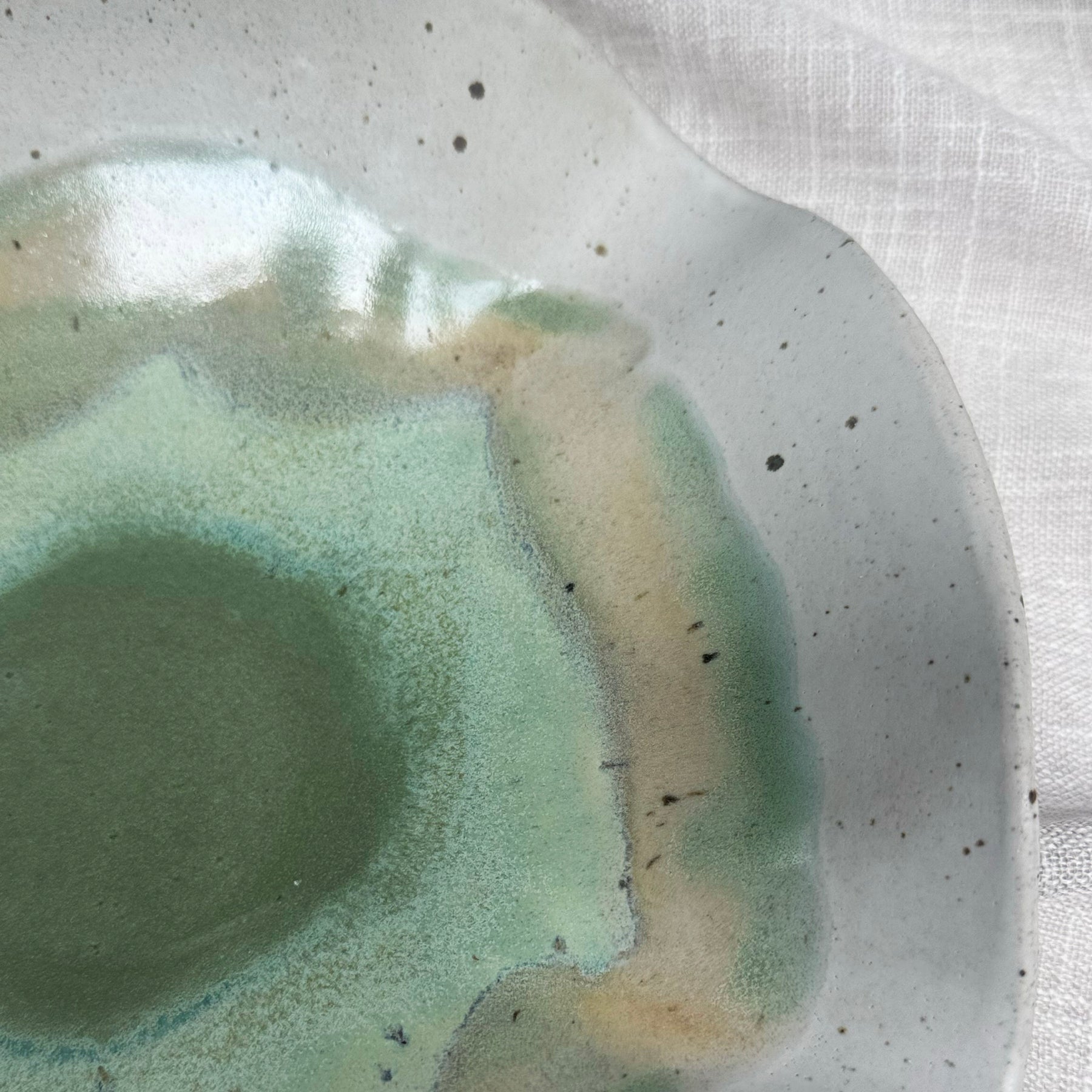 Ceramic Wave Bowl 26cm x 26cm