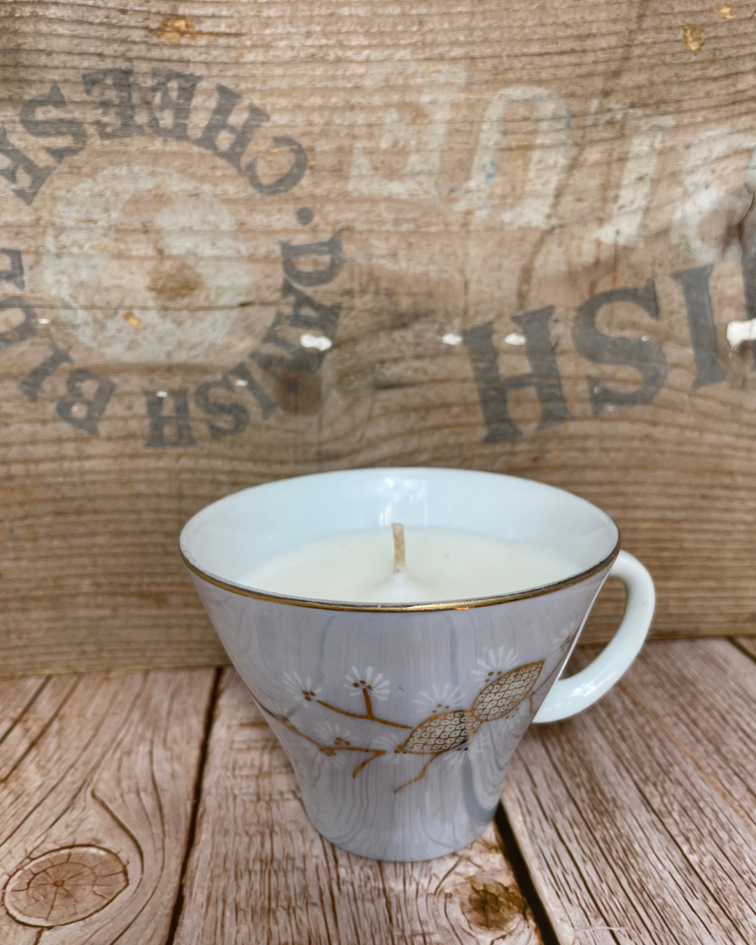 Lavender + Sweet Orange I Natural Soy Candle I Lusterware Acron Teacup