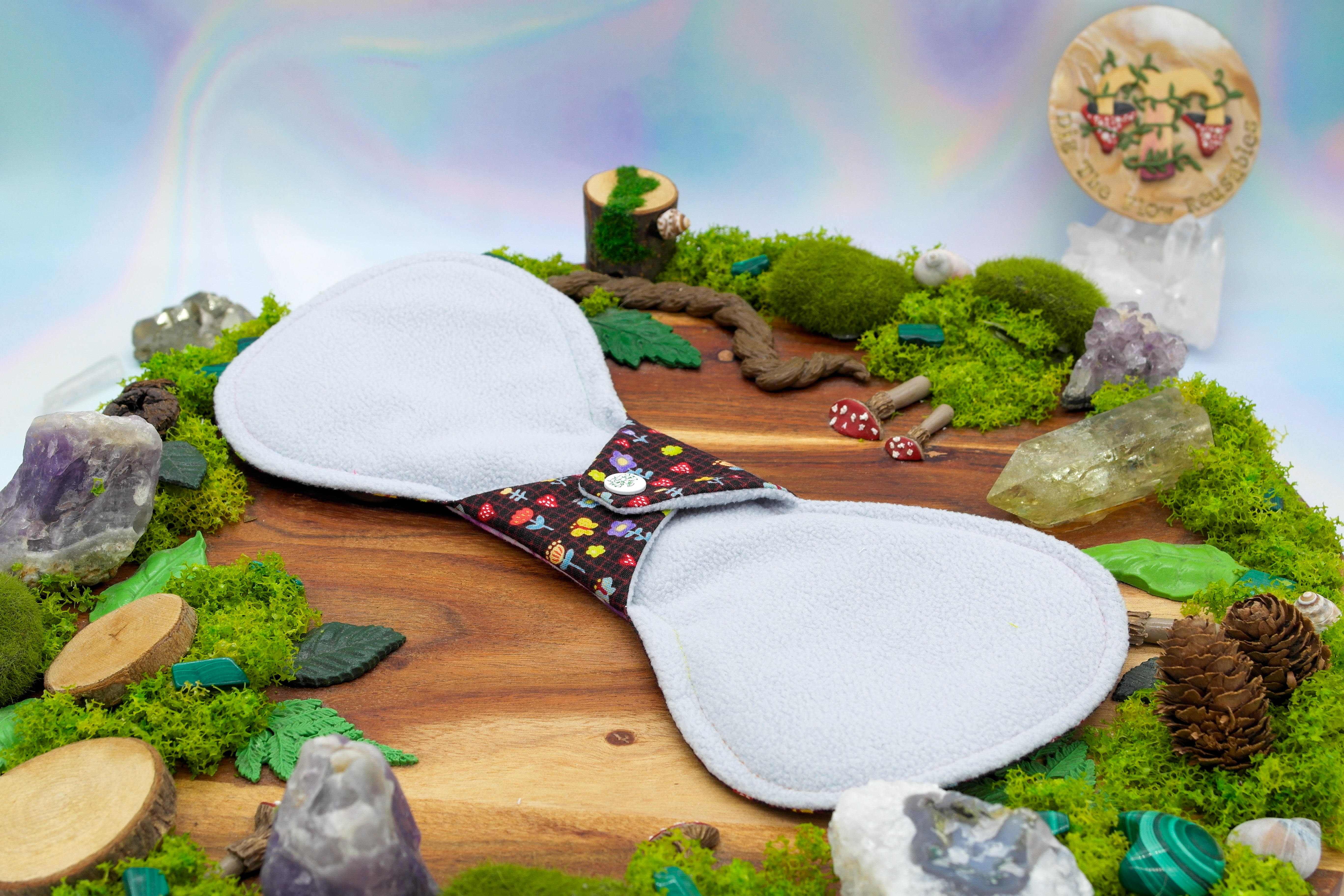 Menstrual reusable 12" Heavy cloth pad (Flexuous) - soft retro