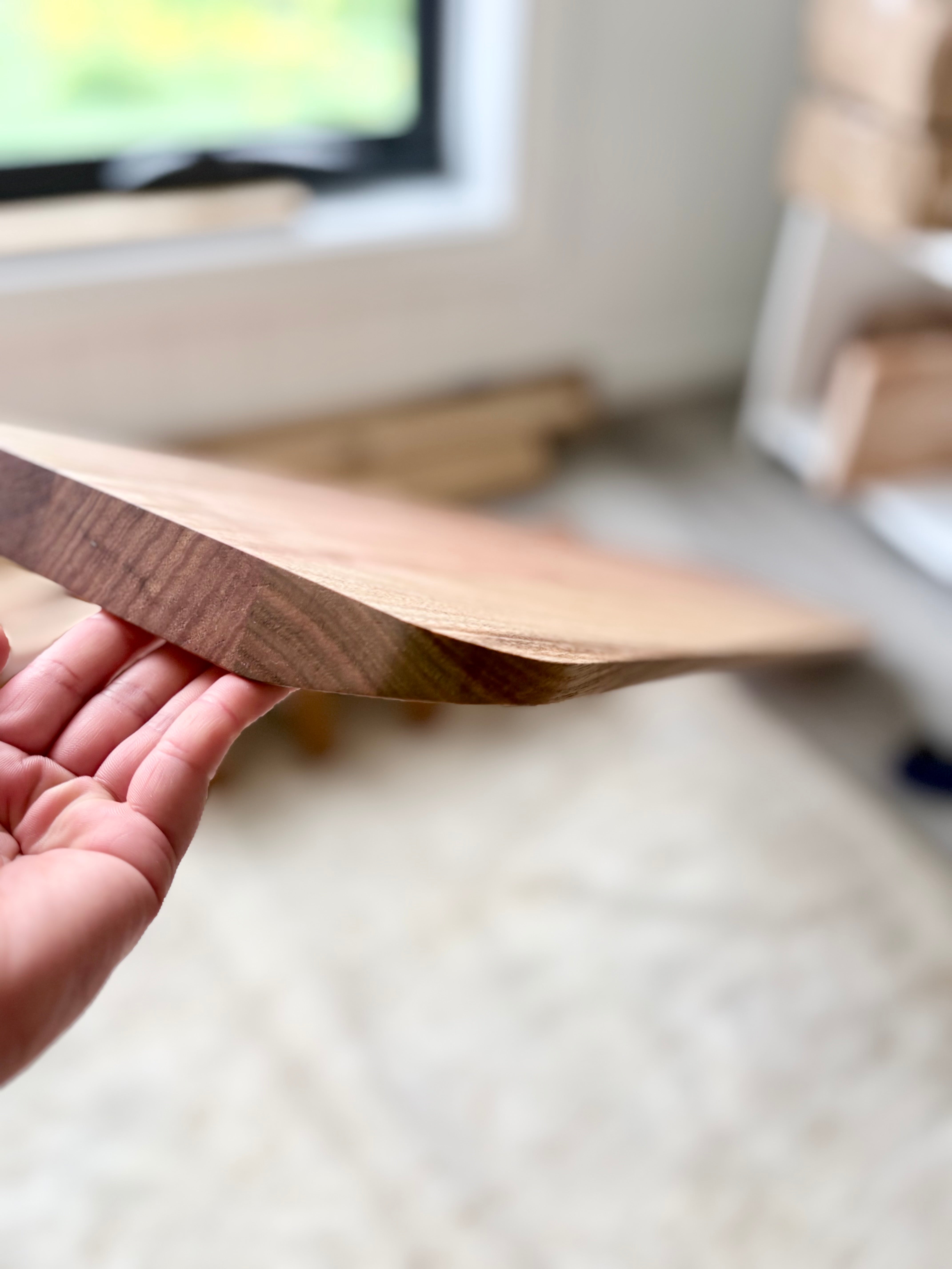 Tasmanian oak Floating shelf 900mm