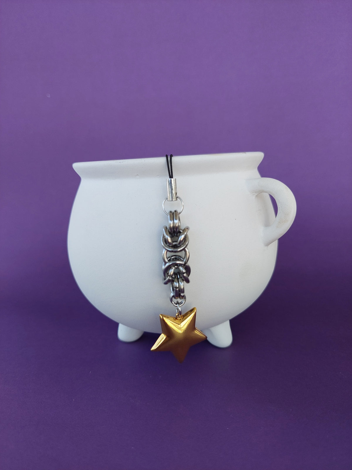 Chainmaille phone charm