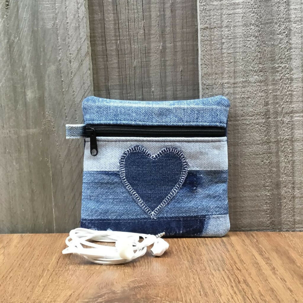 Upcycled-denim-purse-02g