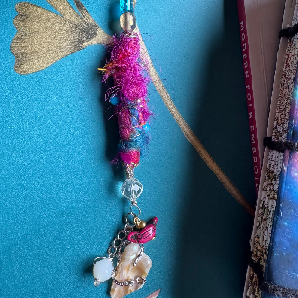 Boho beads with sari silk, handspun wool and charms by Leumesin Handmade
