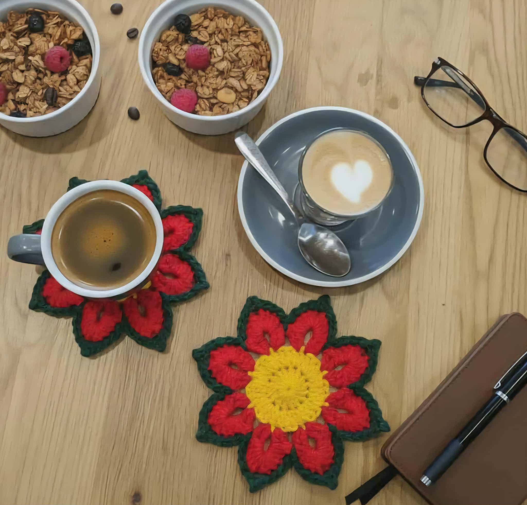 Download - Crochet Pattern | Christmas Poinsettia Coaster