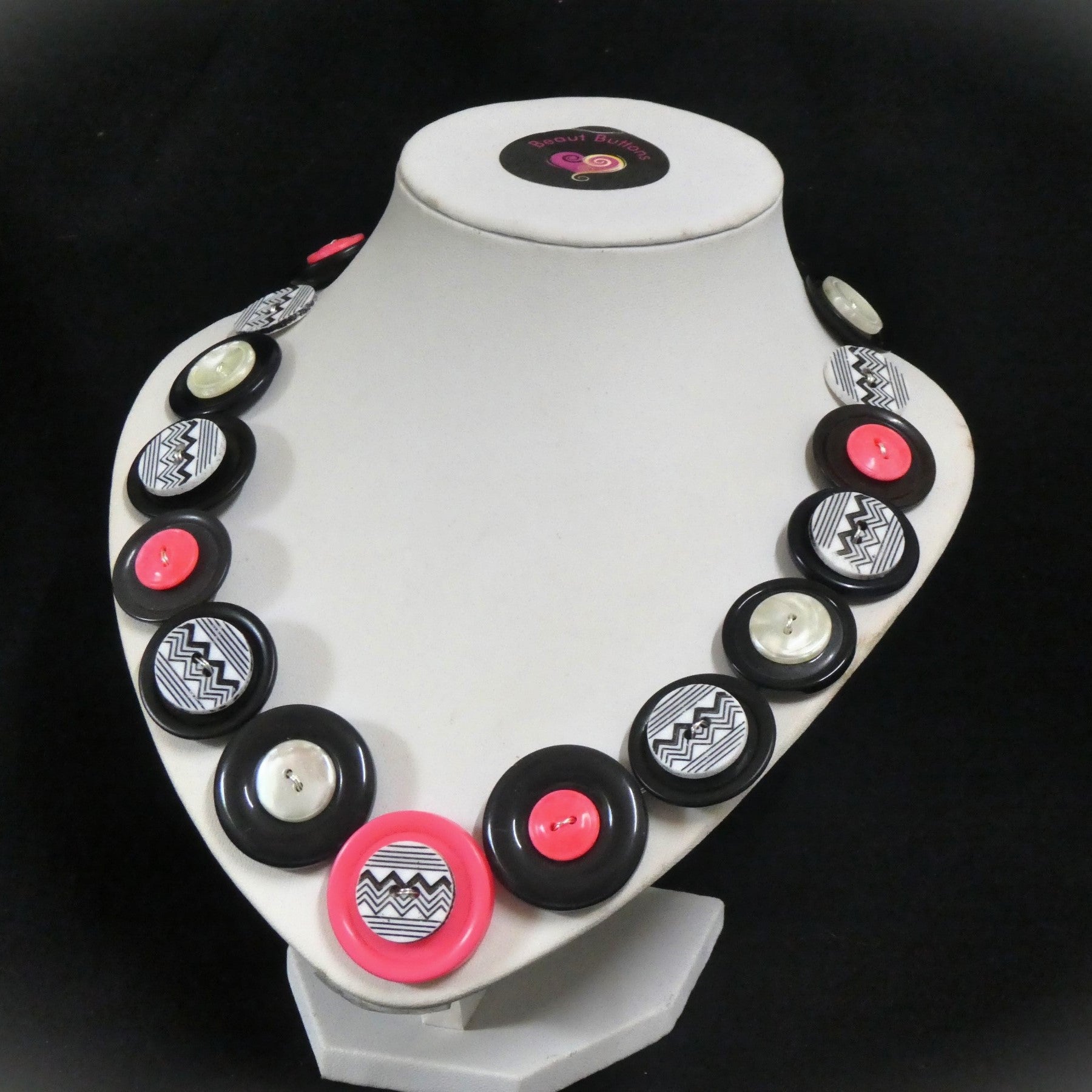 Handmade button necklace and earrings - Pink Zebra