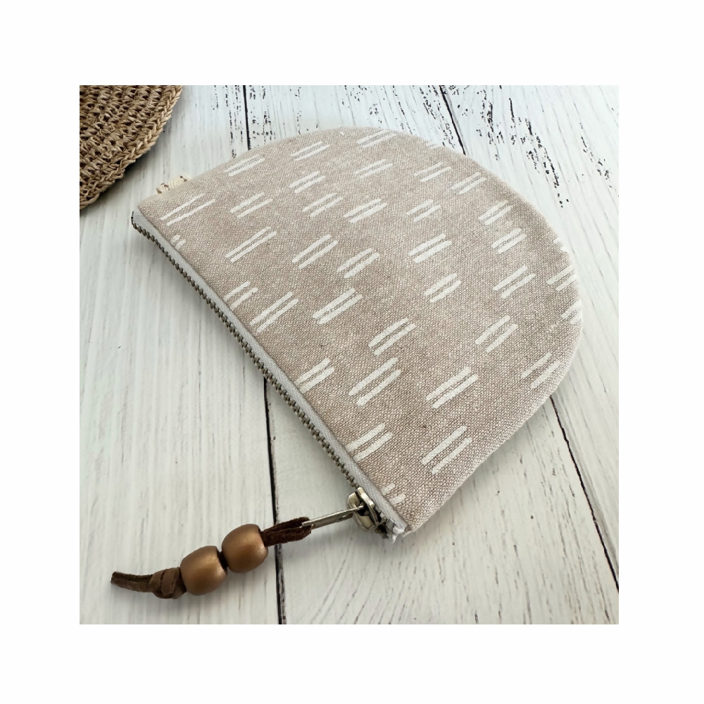 Curved Coin Purse - Neutral Linen