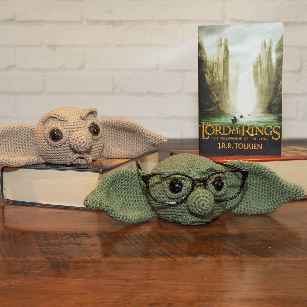 Book Lovers Combo - Frame Buddy and Crocheted Book Sleeve