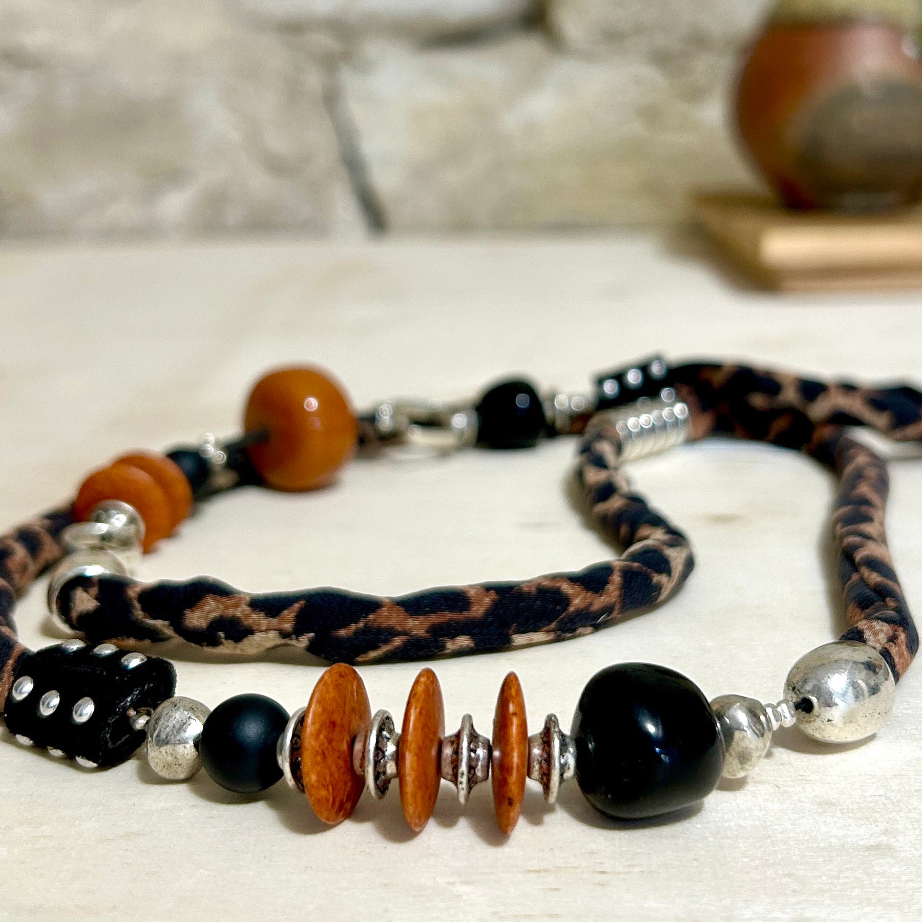 Necklace Animal Print Silk Vintage beads:  SCE-12