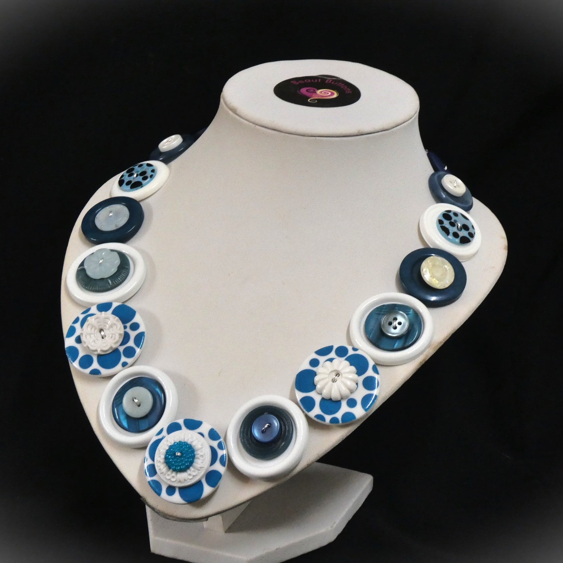 Blue bubbles necklace