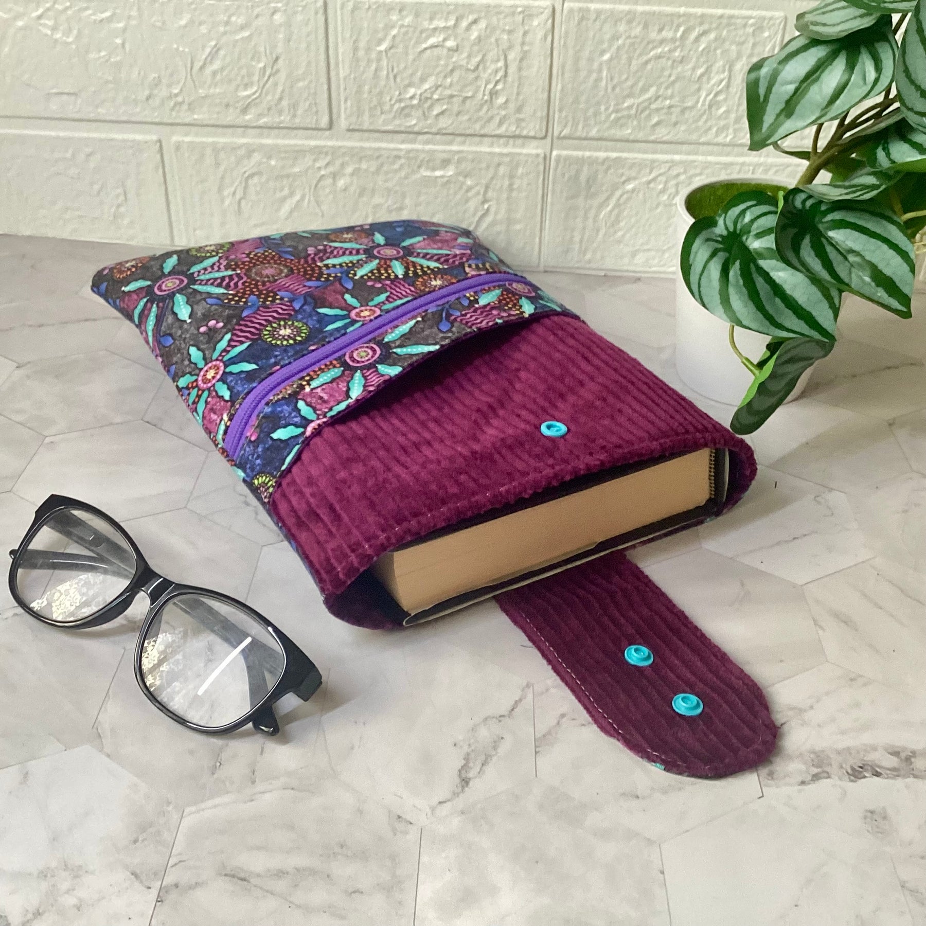 Indigenous print fabric book sleeve with 2 pockets. iPad, tablet pouch