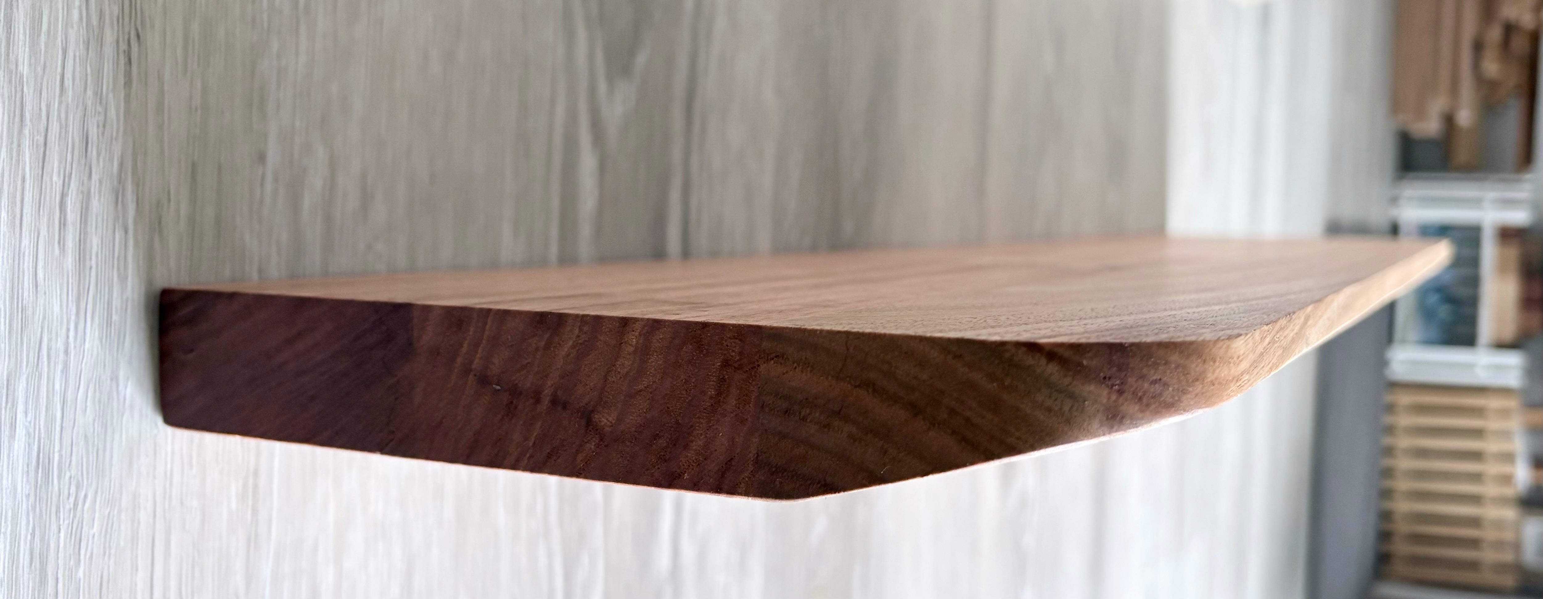 Tasmanian oak Floating shelf 900mm