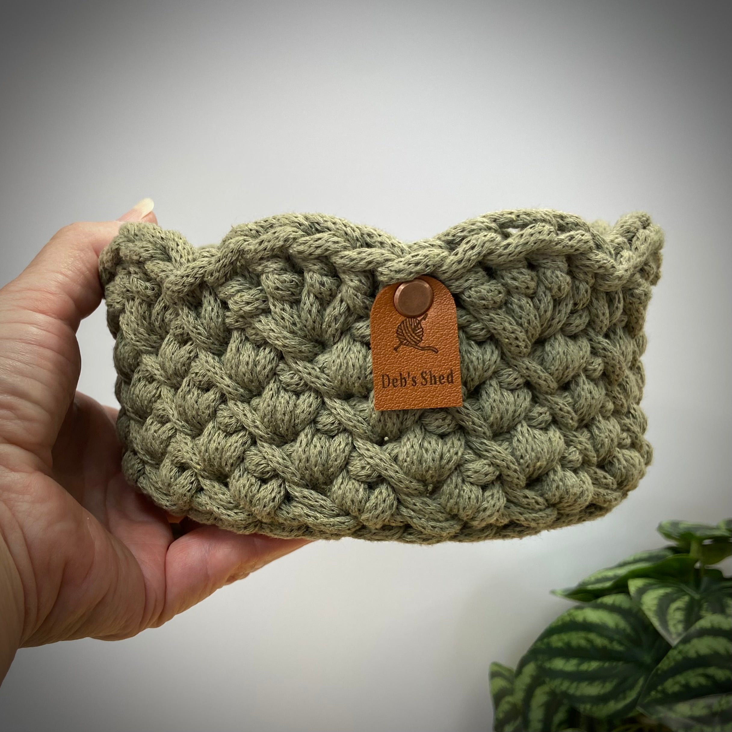 Crochet Basket with Scallop Edge