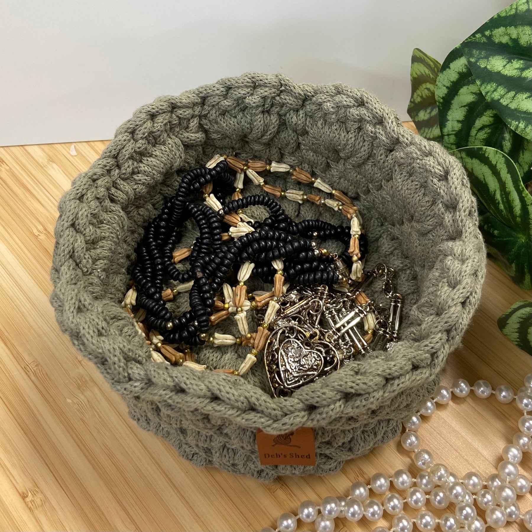 Crochet Basket with Scallop Edge