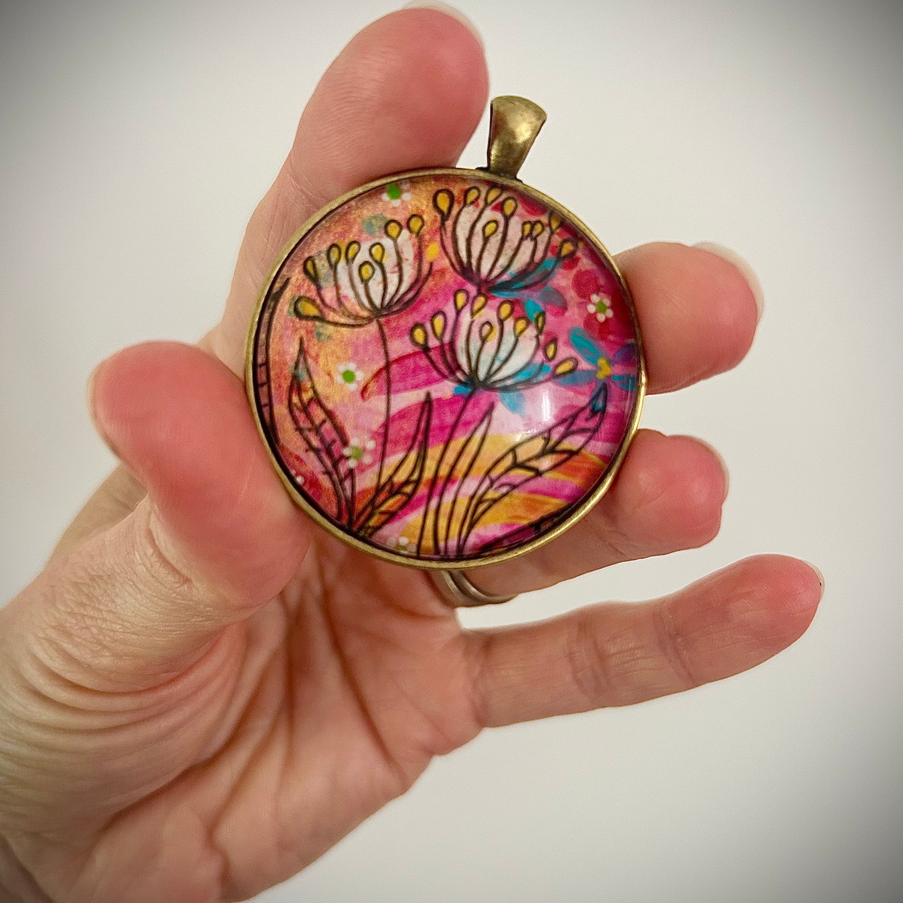 Hand-painted necklace : Pocket Wildflowers