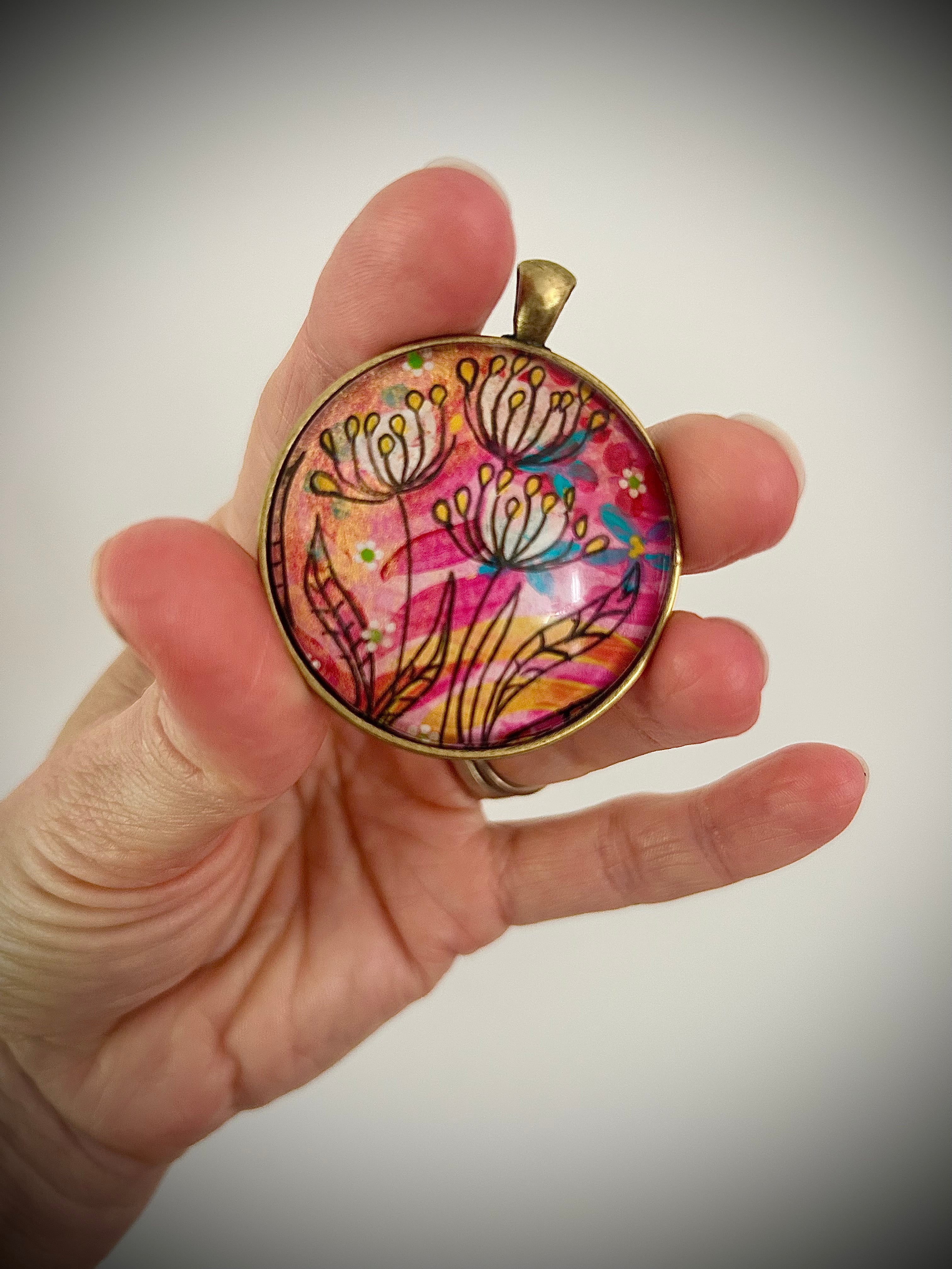 Hand-painted necklace : Pocket Wildflowers