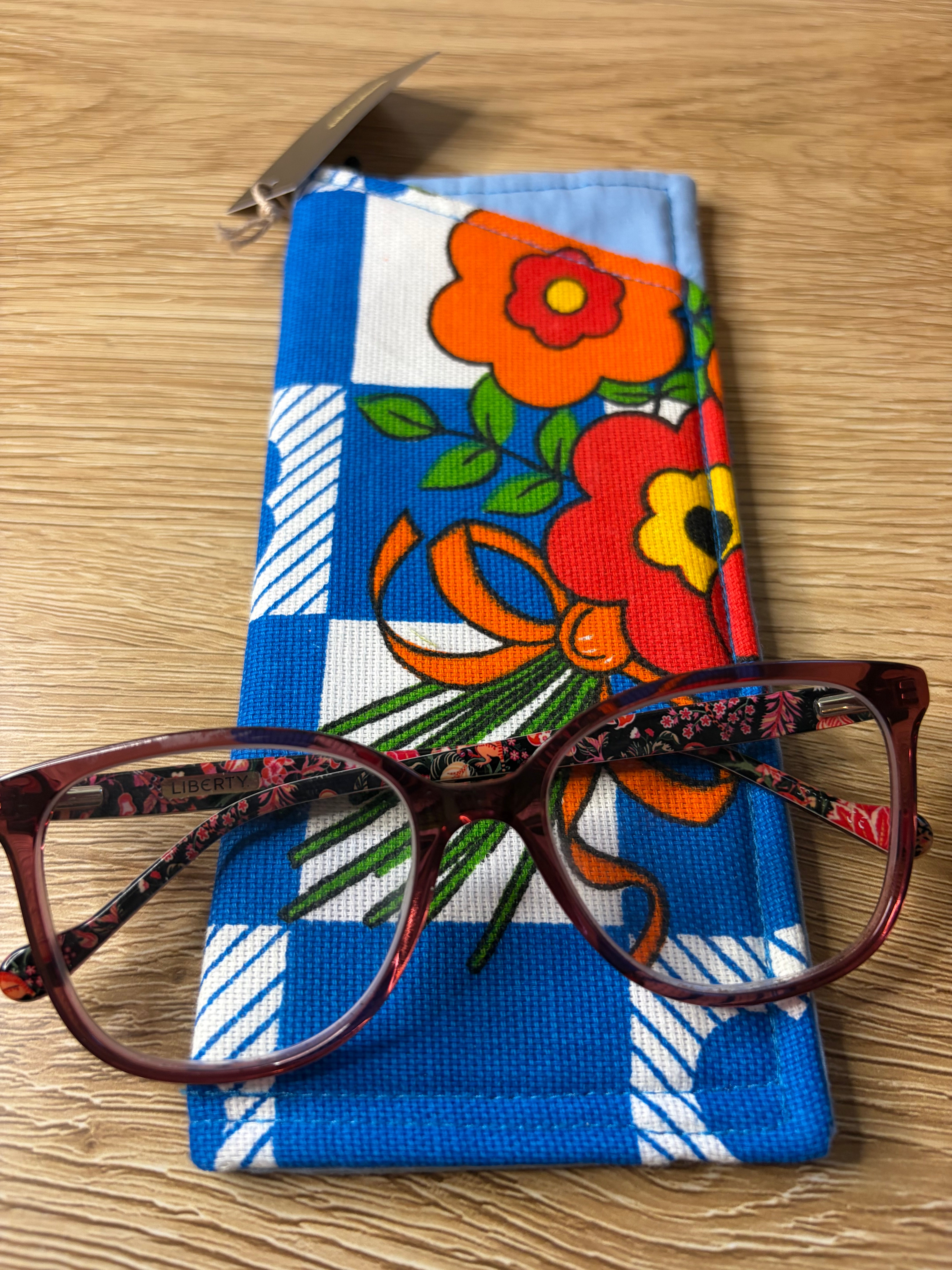 gorgeous blue floral vintage cotton sunglass pouch - violetclothing - free postage