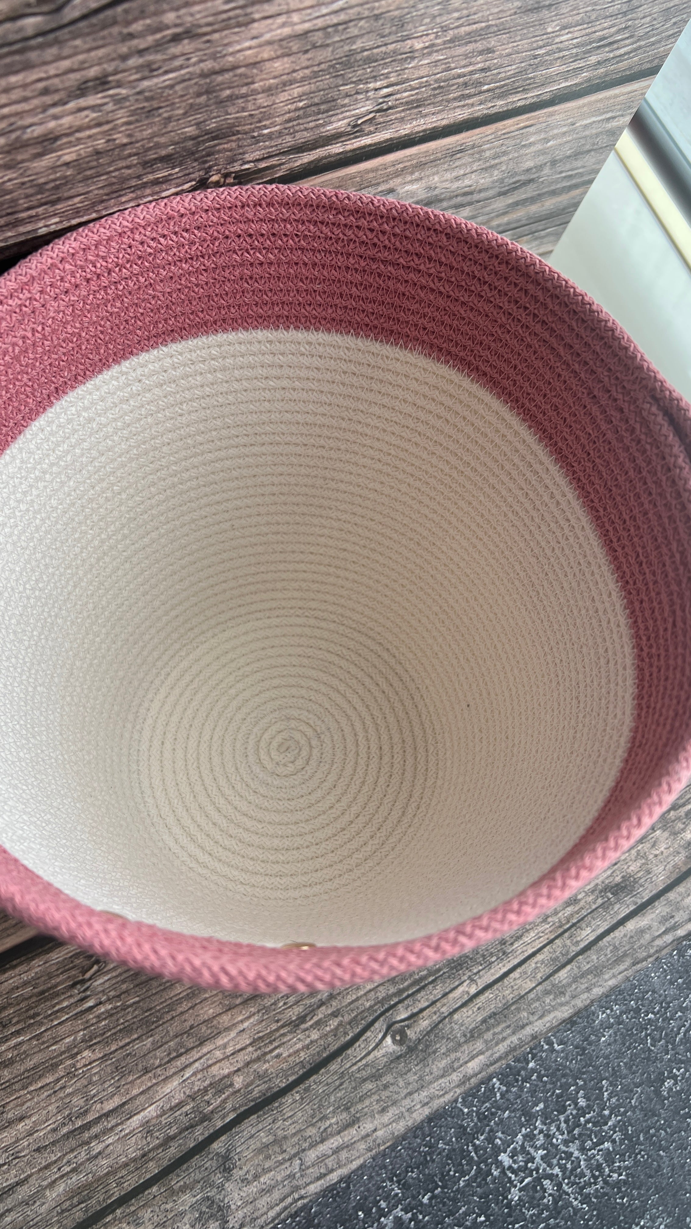 Rope basket