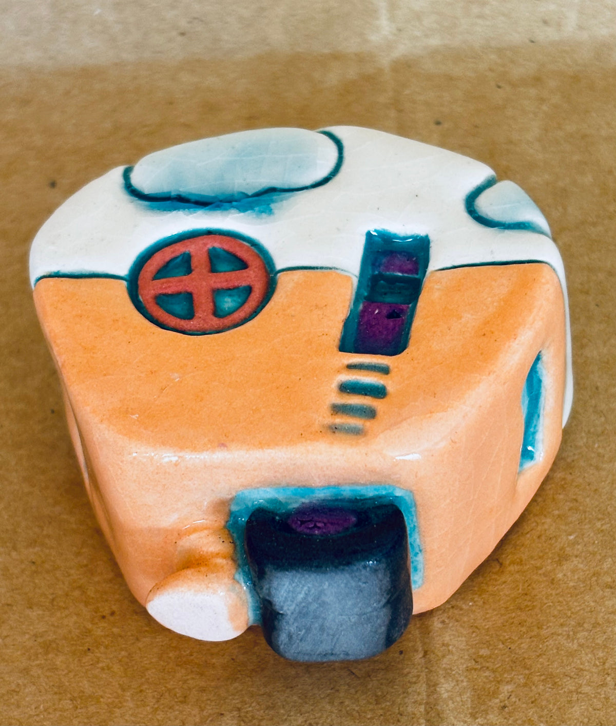 Small Retro Collectable Ceramic Caravan 7