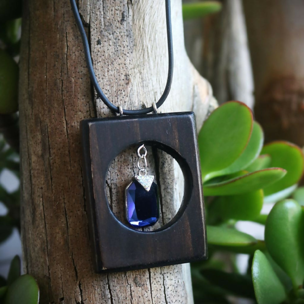 Reclaimed-Upcycled Pendants S02-01