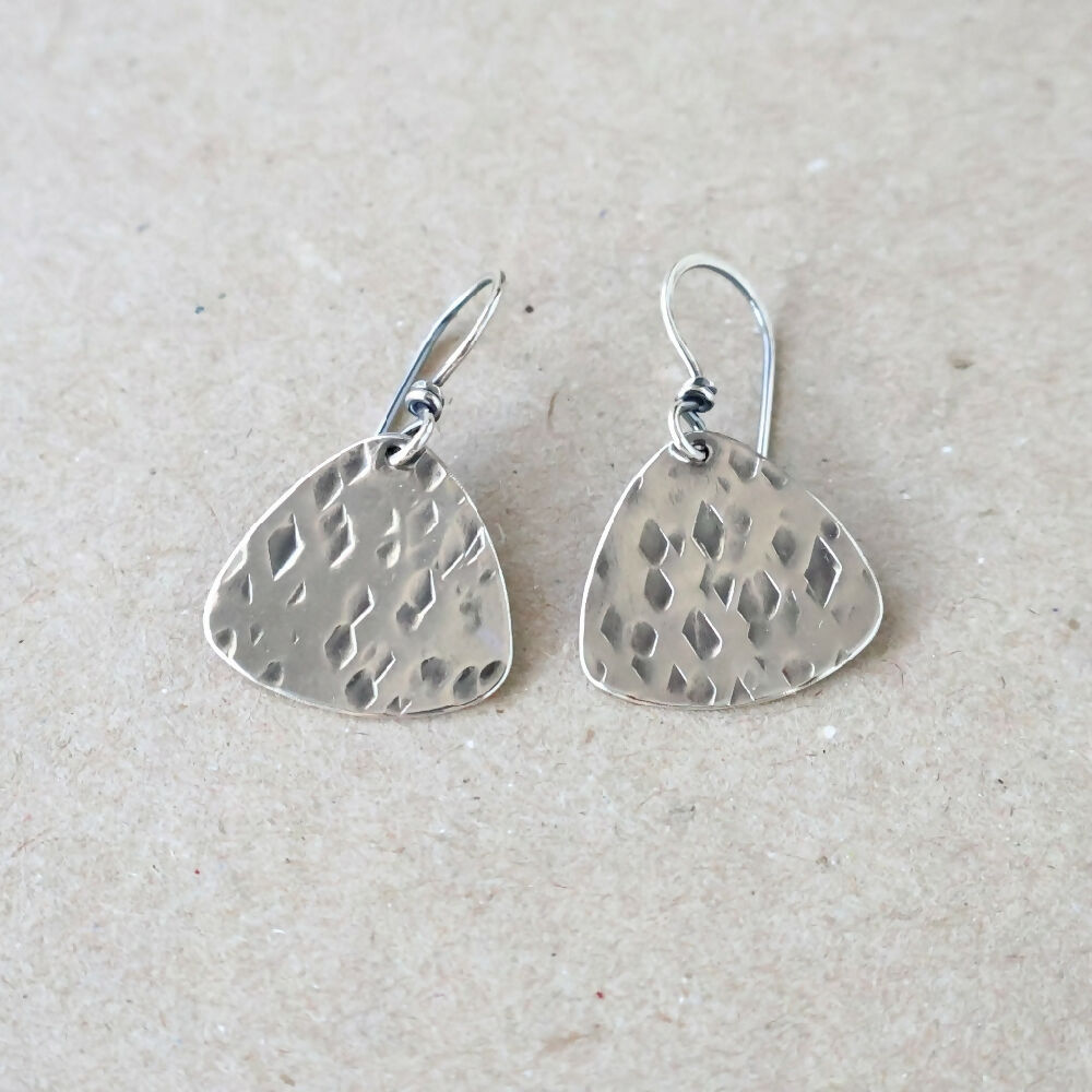 EMS05413_05_EthicalSterlingSilverGuitarPickEarrings