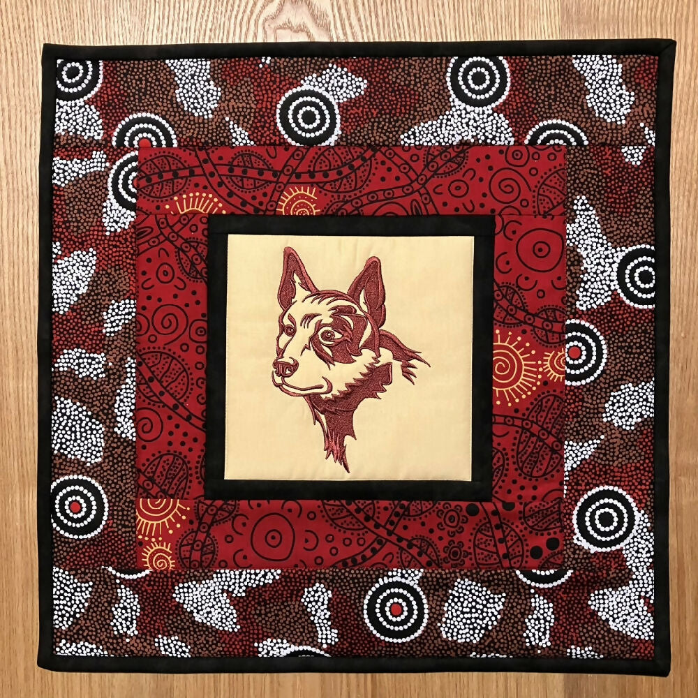 table-centre-handmade-Australia-red-dog_1
