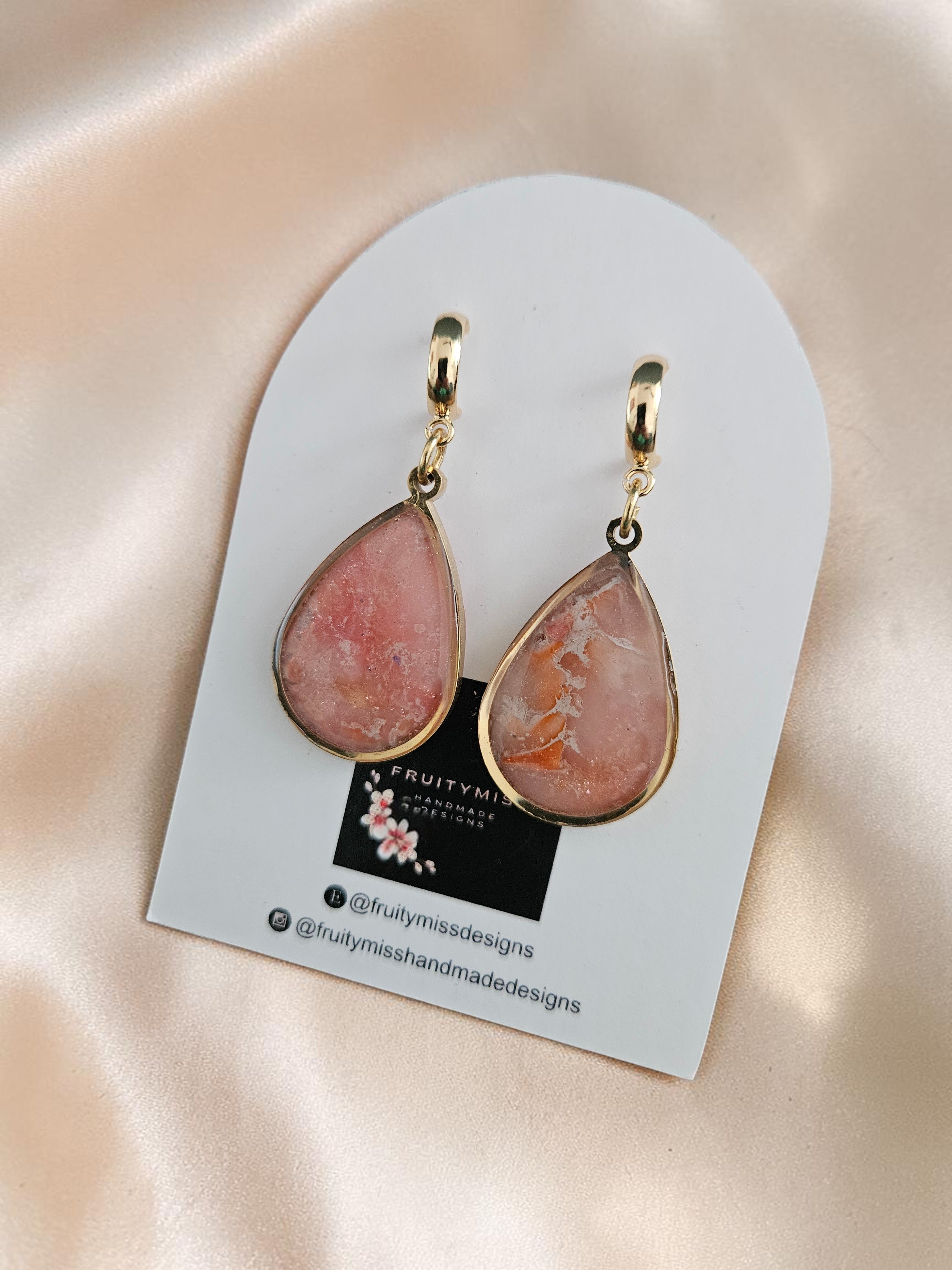 Teardrop Polymer Clay Earrings - Peach and Cream Stone