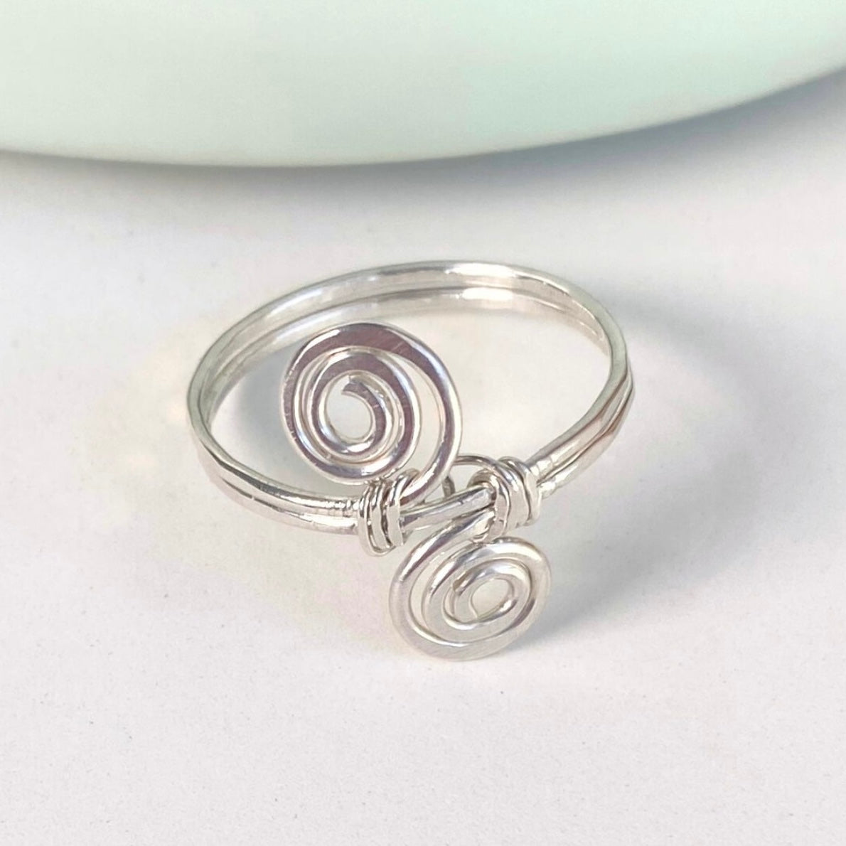Figure-8 spirals ring | Sterling silver | Celtic-inspired jewellery
