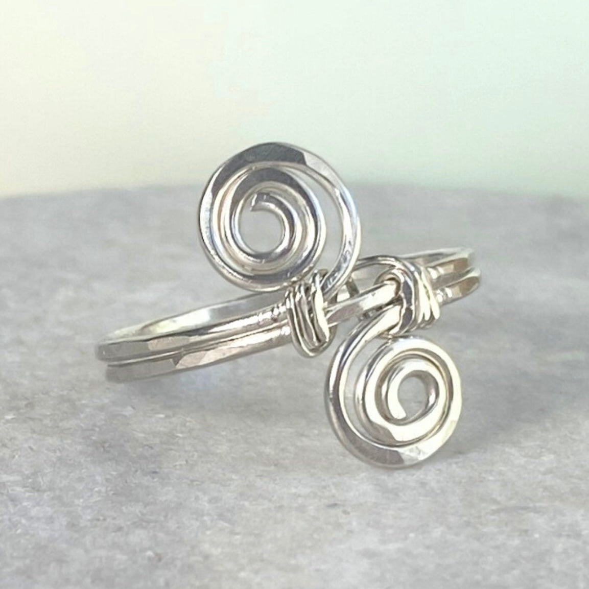 Figure-8 spirals ring | Sterling silver | Celtic-inspired jewellery
