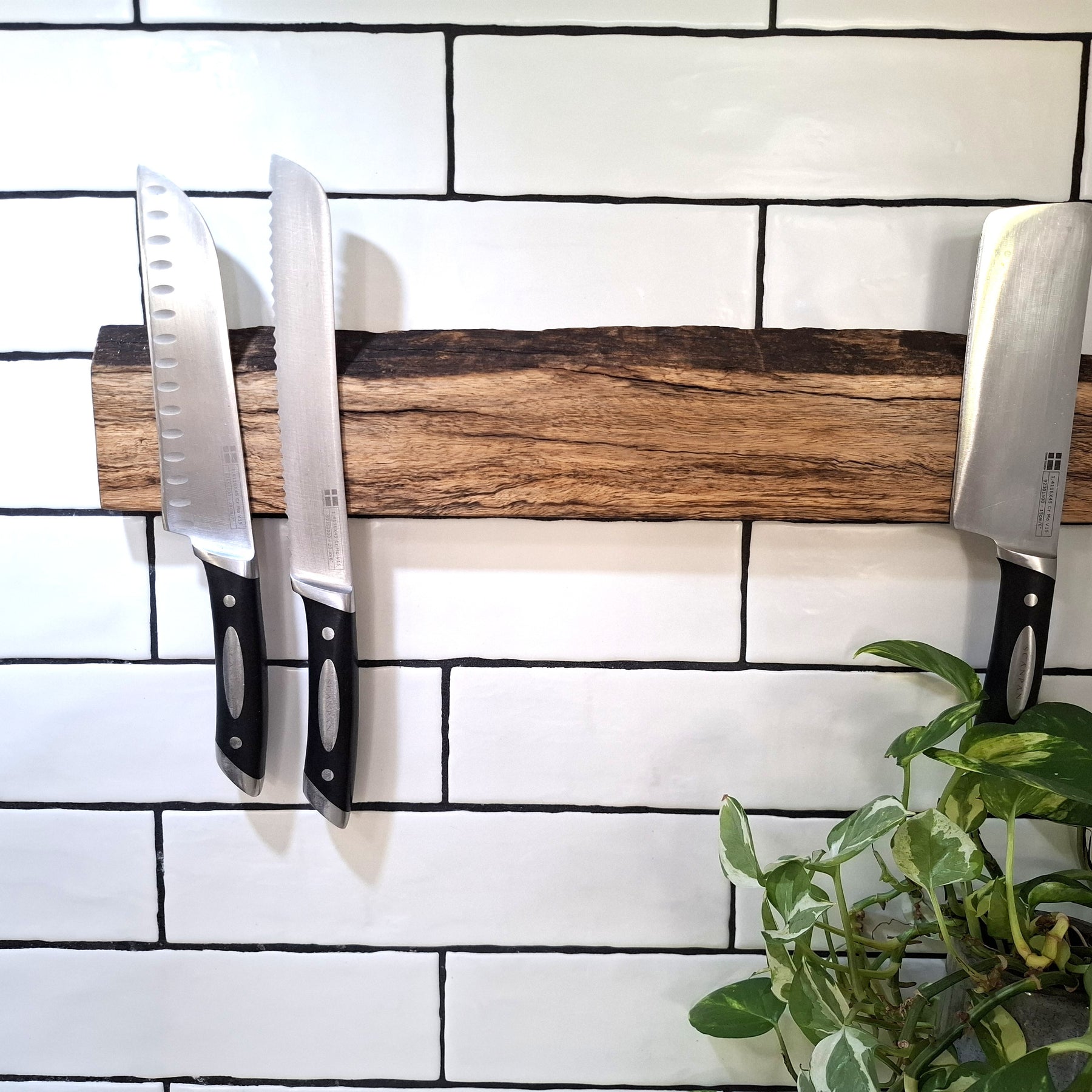 Handmade Wooden Magnetic Knife Holder: Wall-Mounted Kitchen Rack