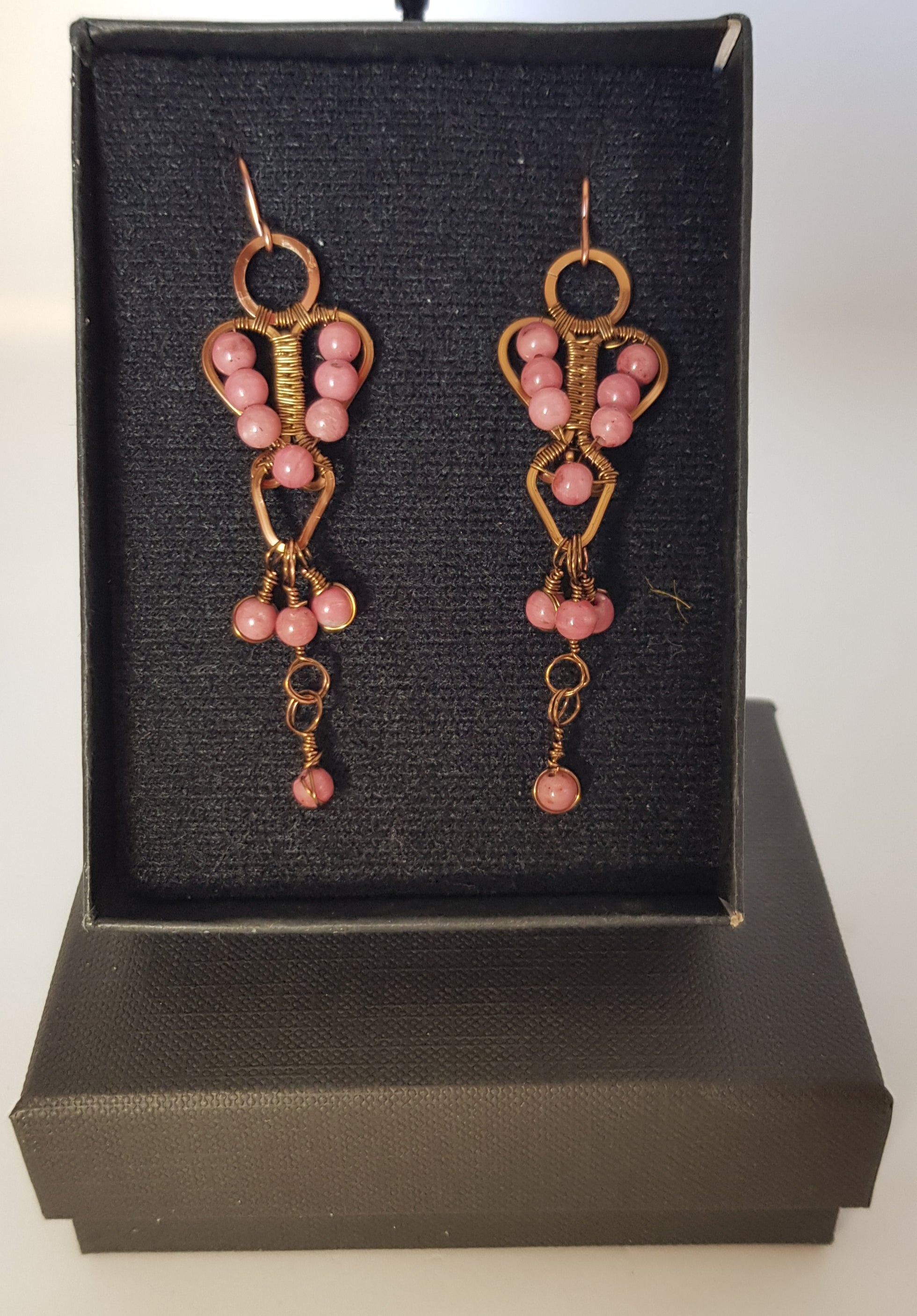 hanging hearts with Rhodonite bead earrings #671 AM/E