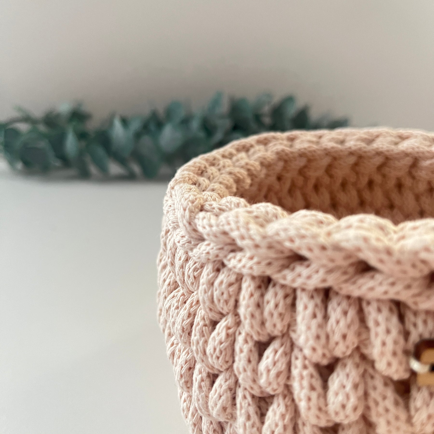 Crochet basket - small - colour Nude