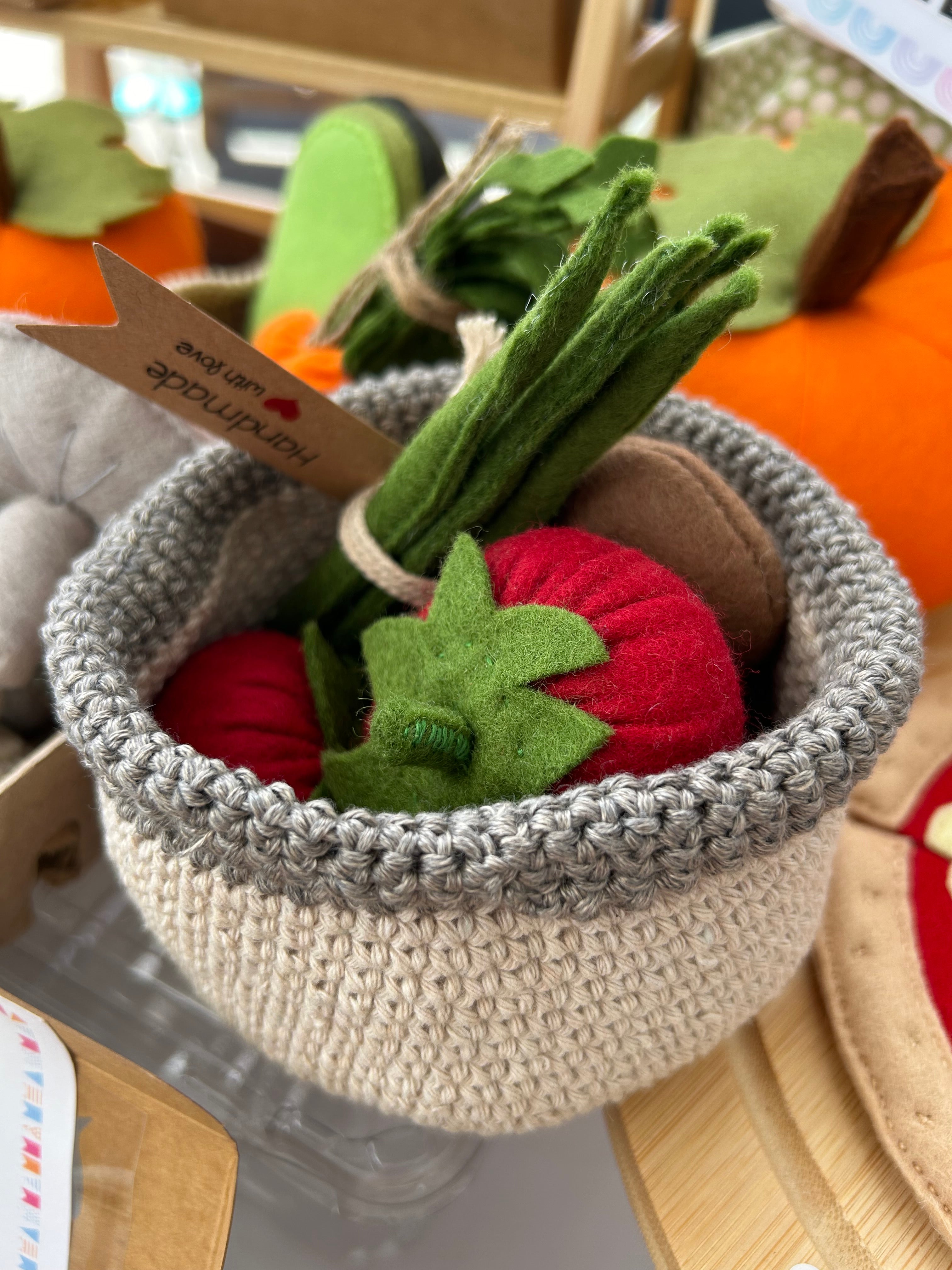 3 Tomatoes, play felt food