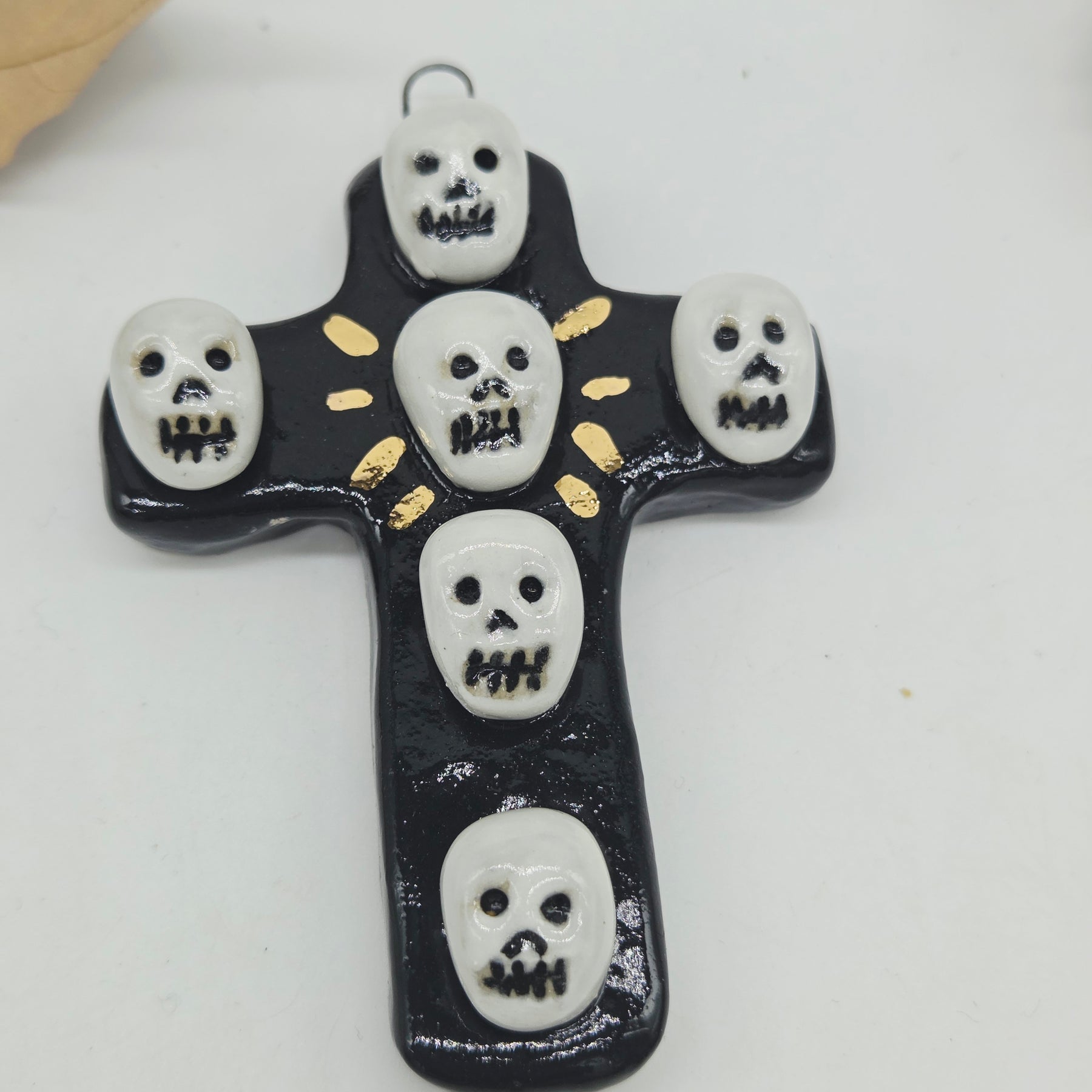 Skull Cross with 22 carat gold detail