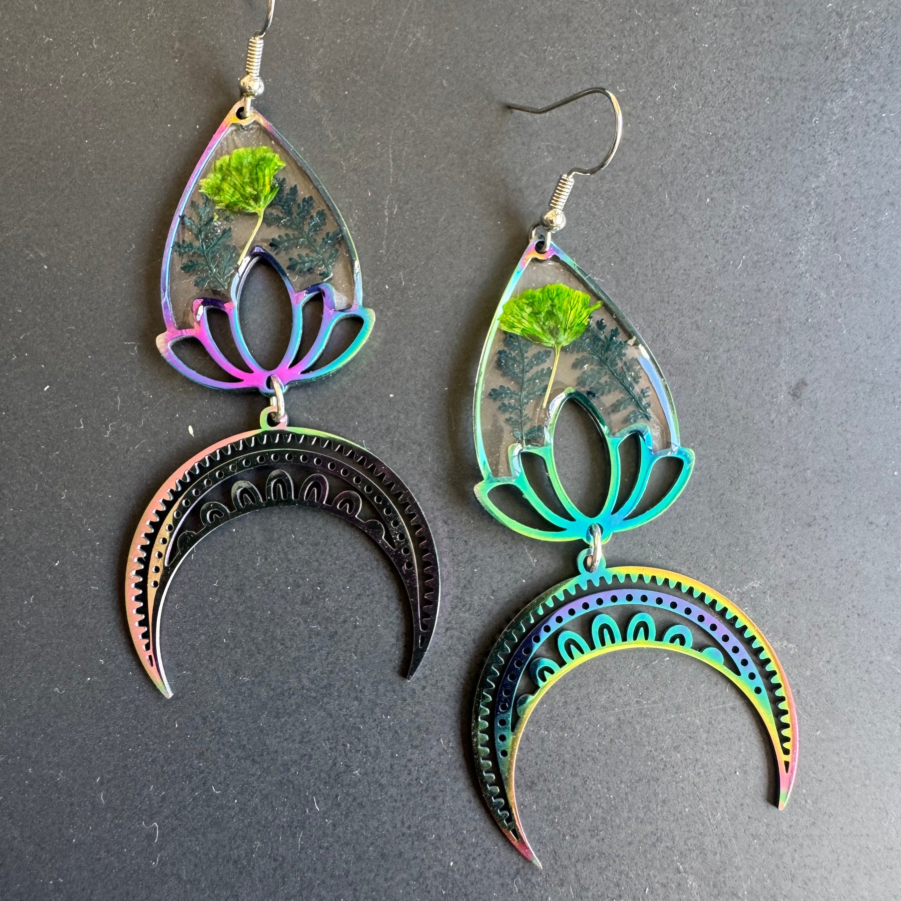 Iridescent rainbow resin earrings with pressed flowers