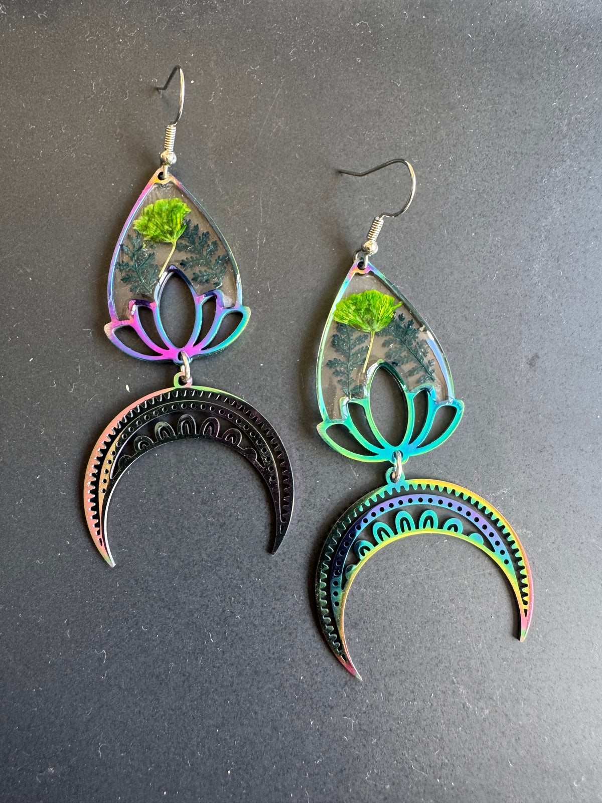 Iridescent rainbow resin earrings with pressed flowers