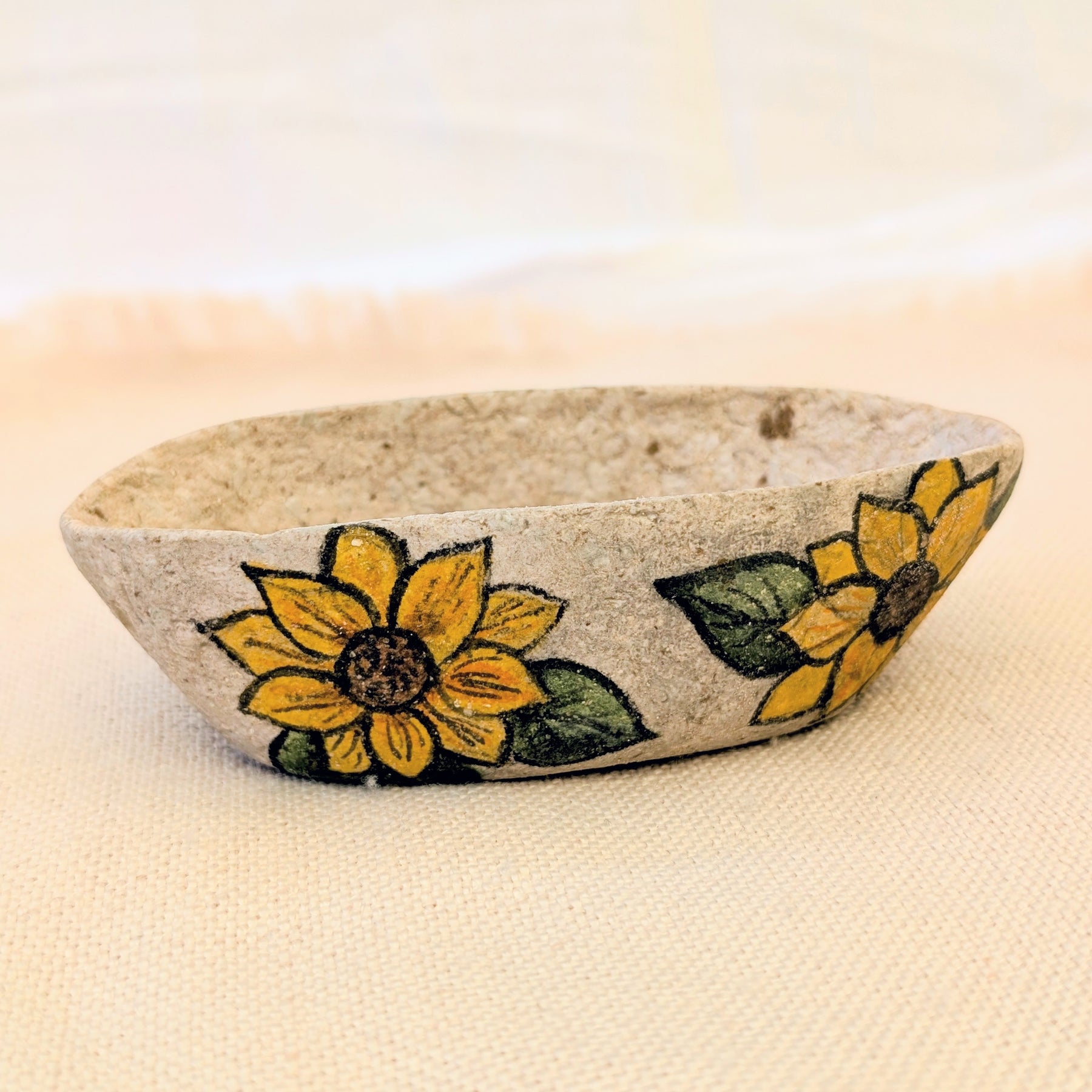 Handmade Sunflower Trinket Dish | Paper Clay Jewellery Bowl | Botanical Home Decor