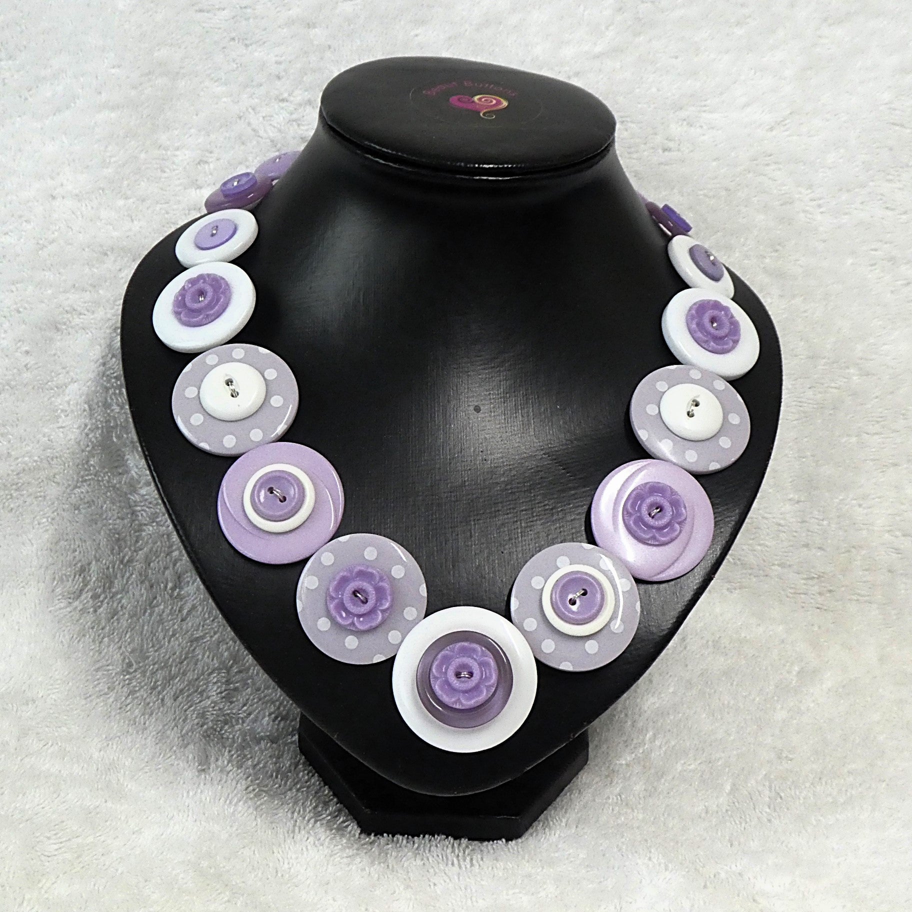 Button necklace - Sweet Lavender
