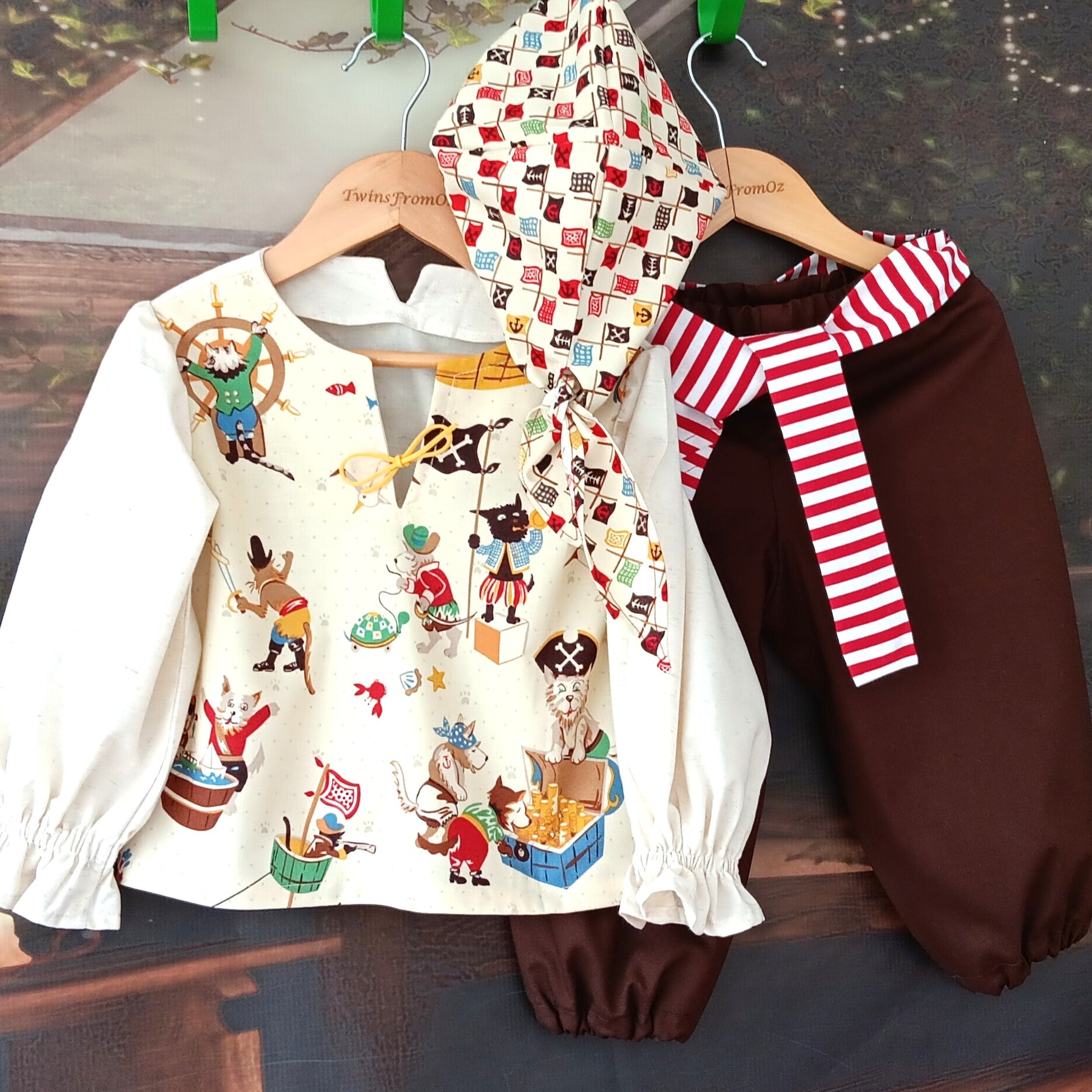 Childs Buccaneer Pirate Costume