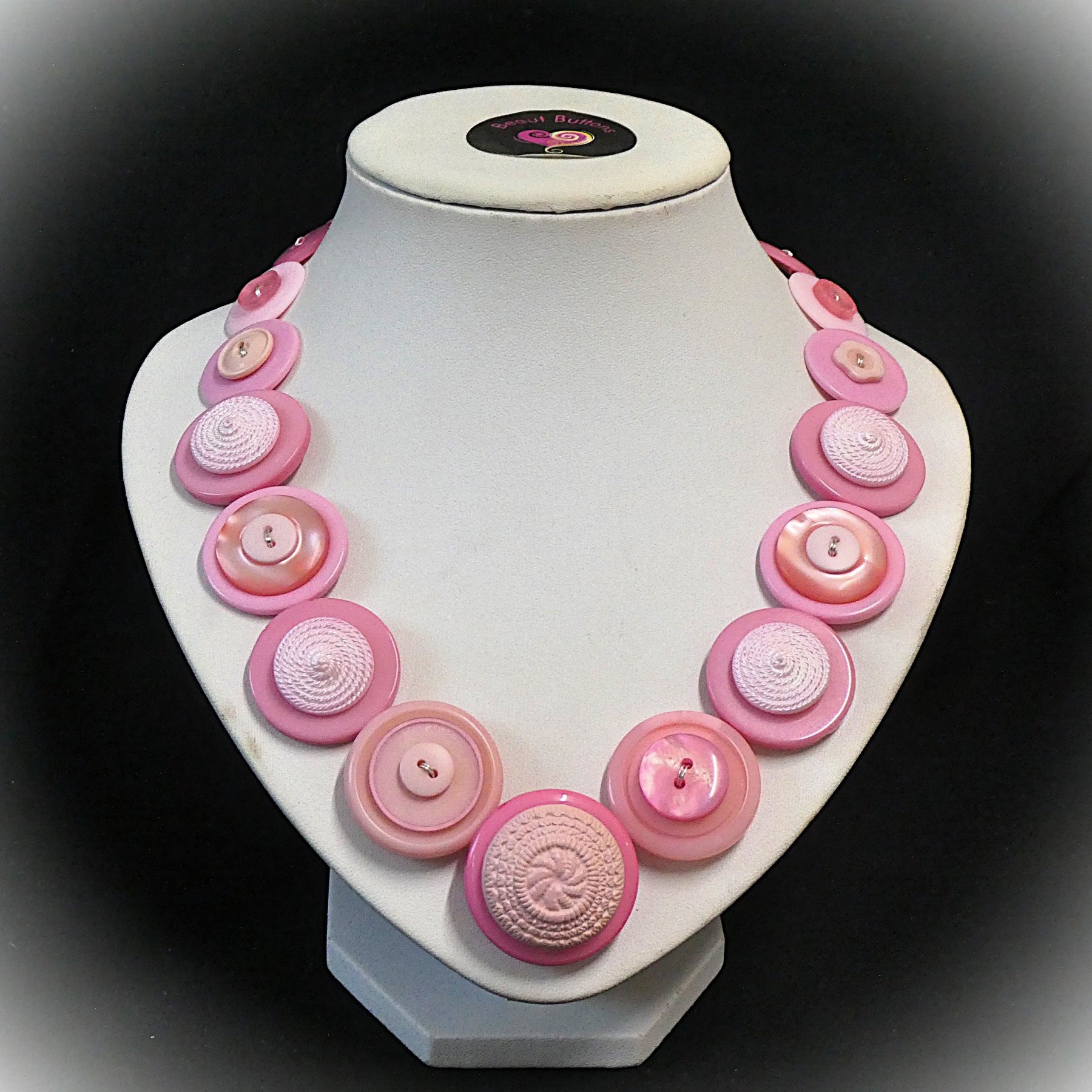 Button necklace - Pretty in Pink