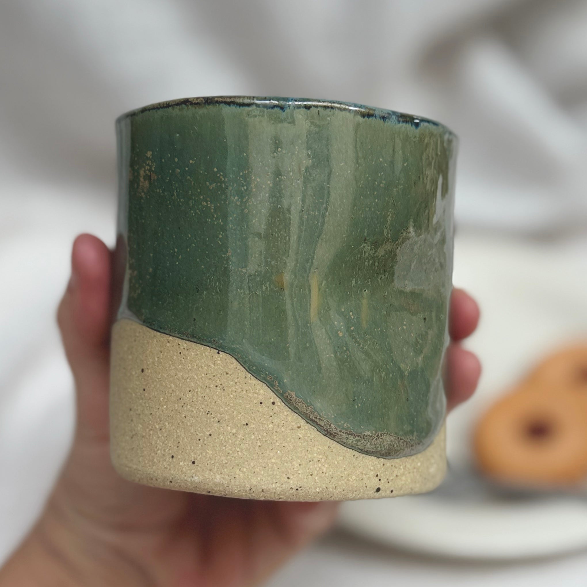 Thumbler ceramic mugs 350ml