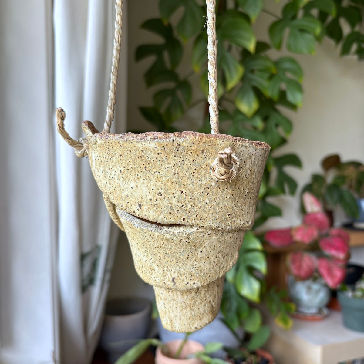 Ceramic hanging orchid pot – spiral design