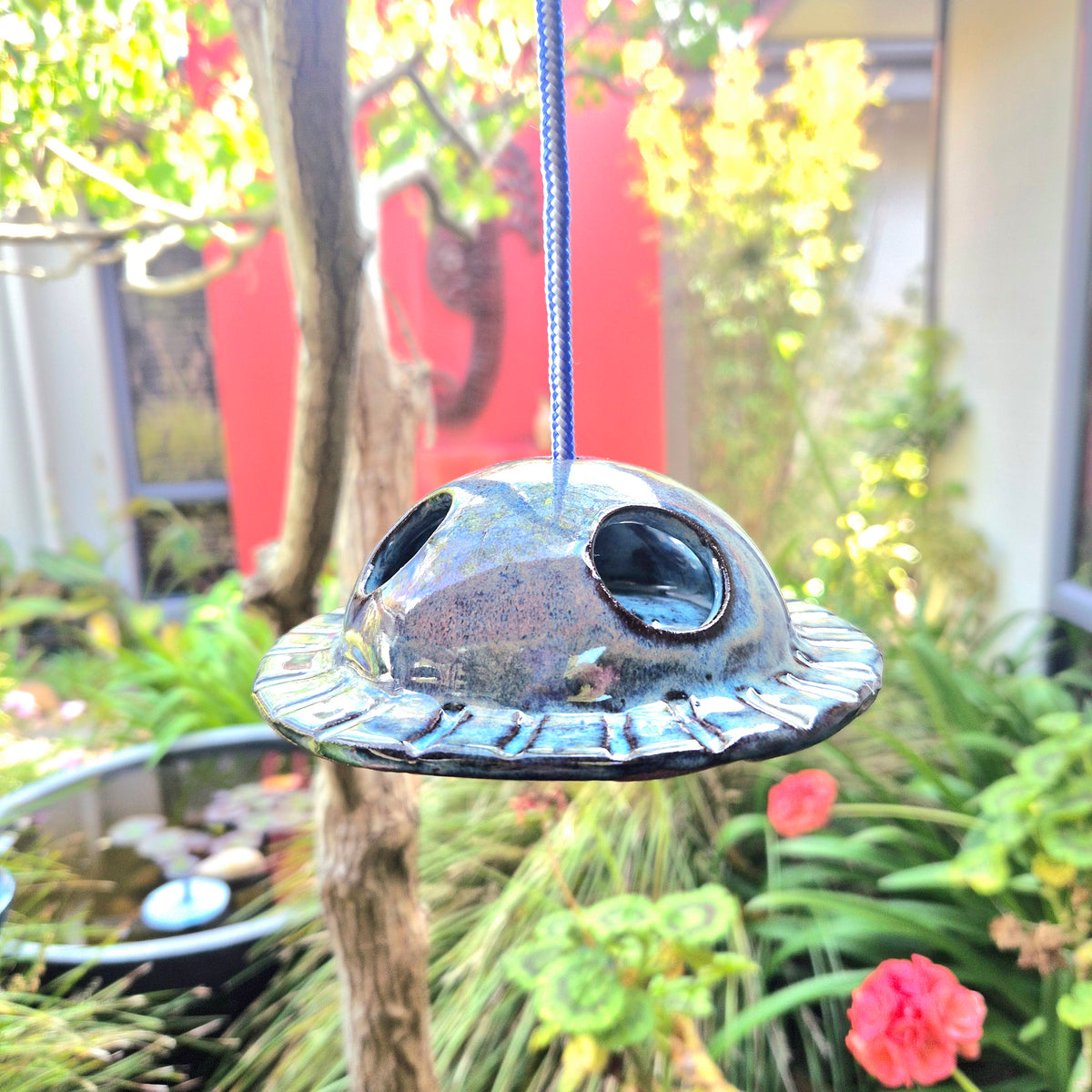 Birds Nest Material Holder - Ceramic Garden Ornament