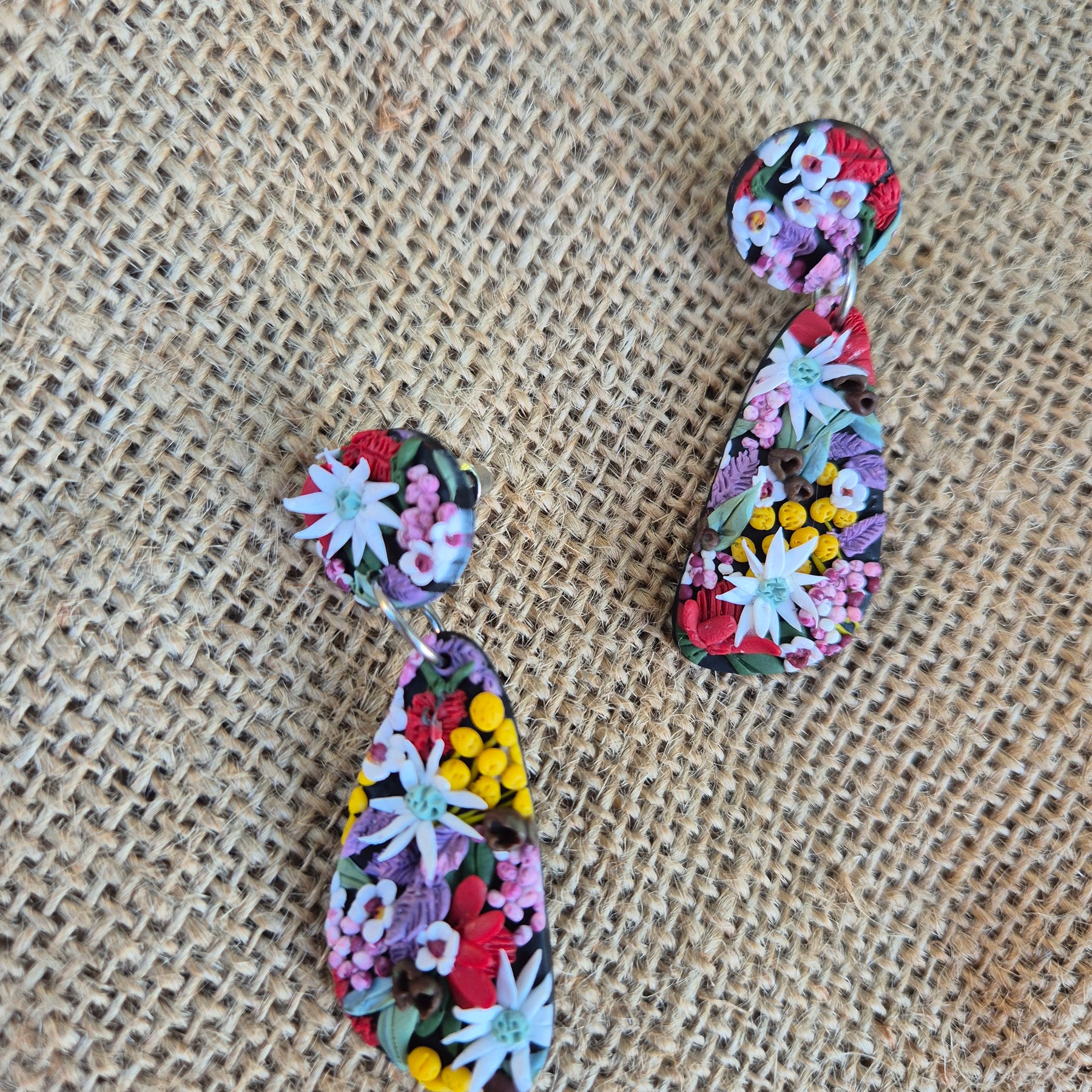 Aussie Flora Dangle Earrings