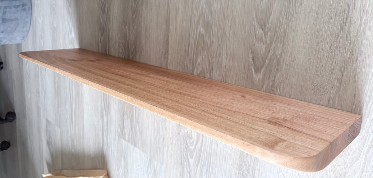 Tasmanian oak Floating shelf 900mm