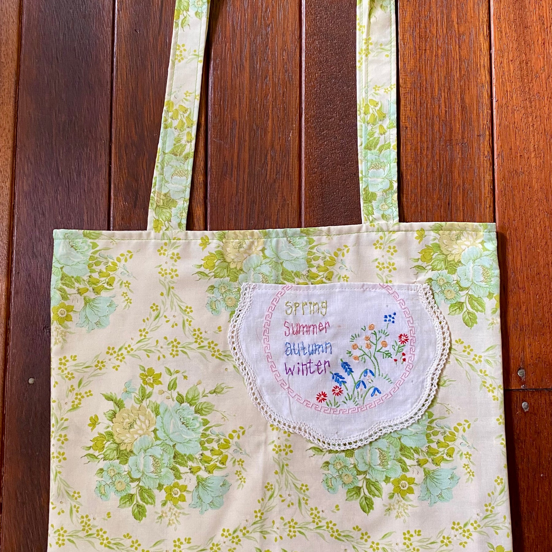 Vintage Doily Tote Bag - Embroidered Doily pocket - Green