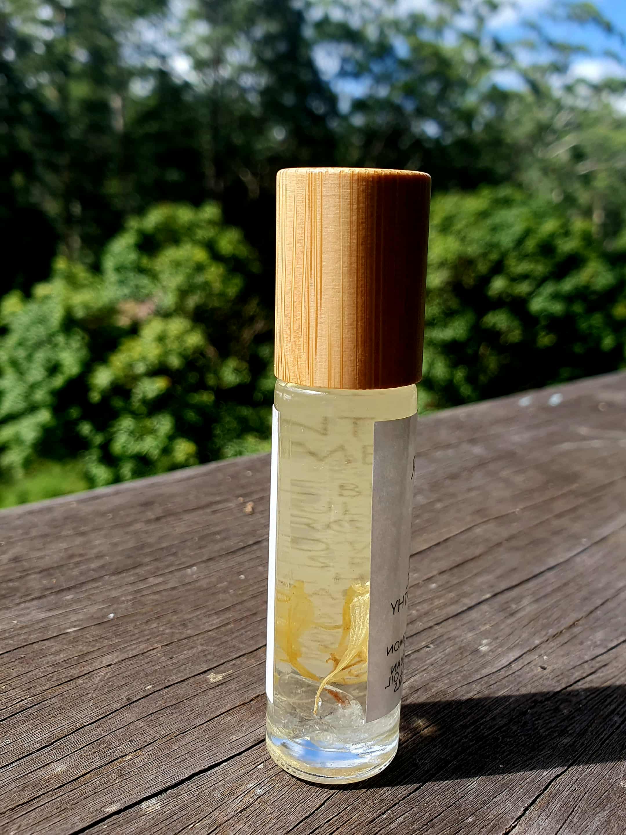 Essential oil perfume roller